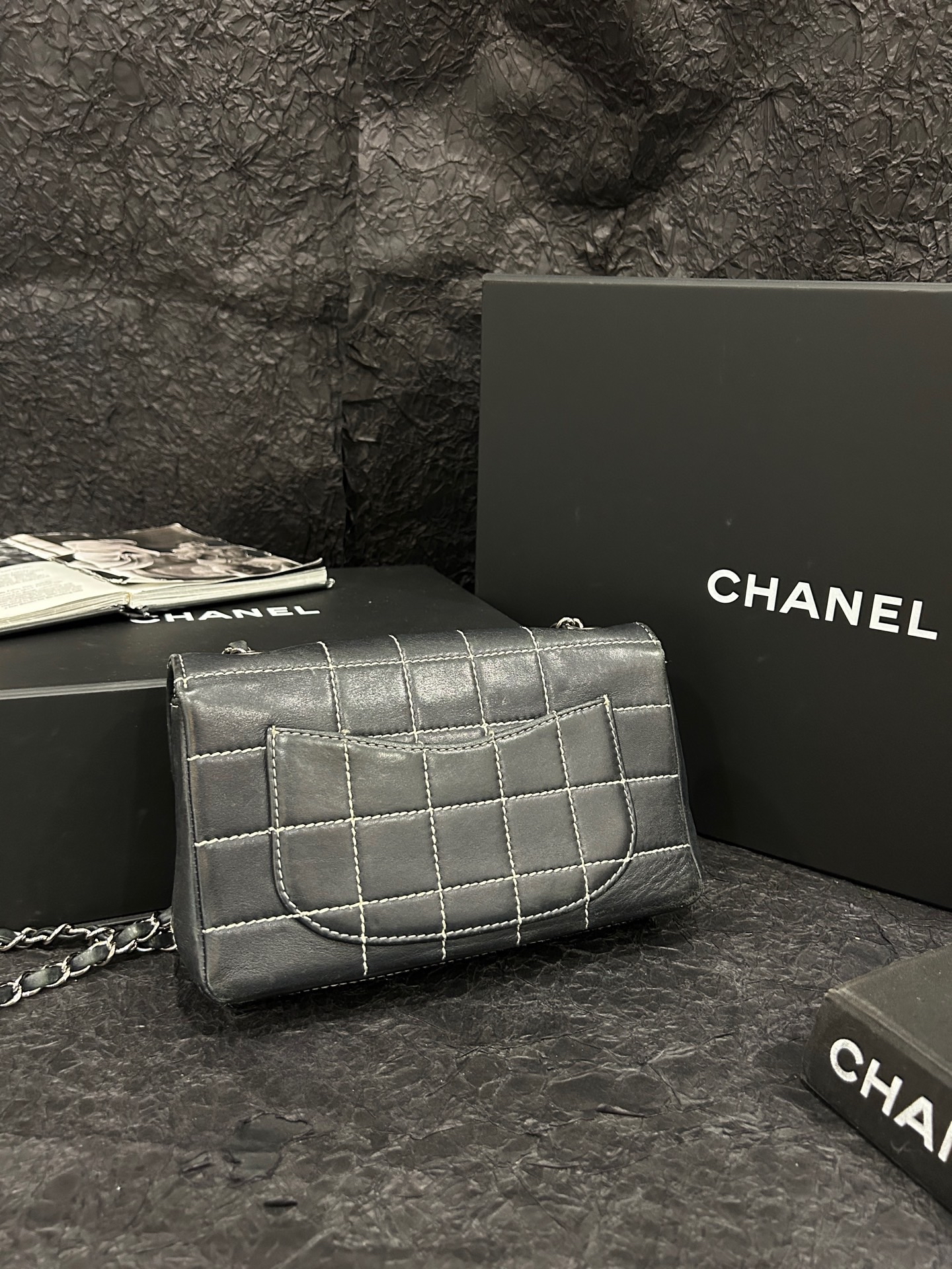 【預訂貨品】Chanel黑白格外縫線牛皮CF 