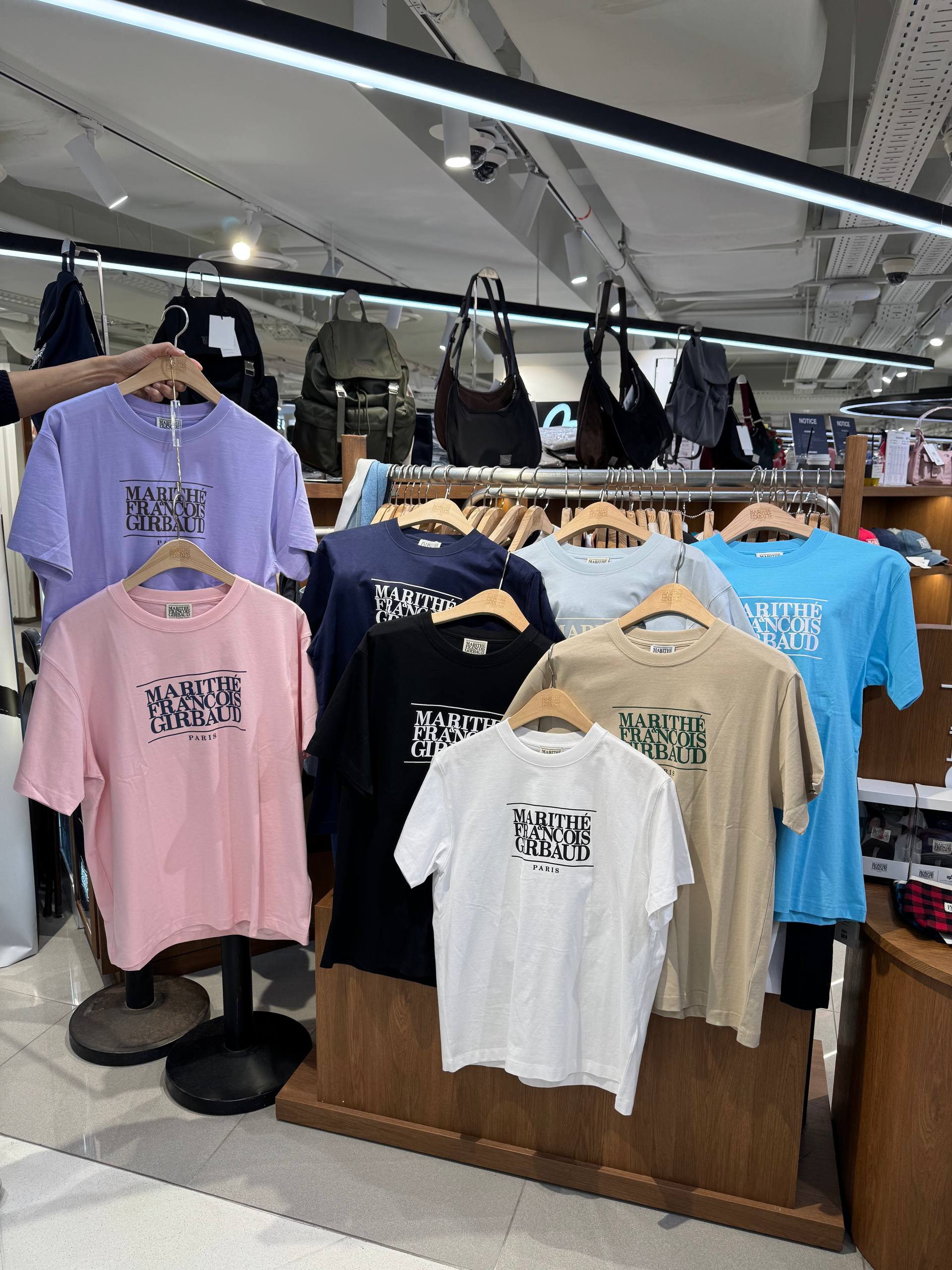 🇰🇷Marithe 宽松男女同款✨