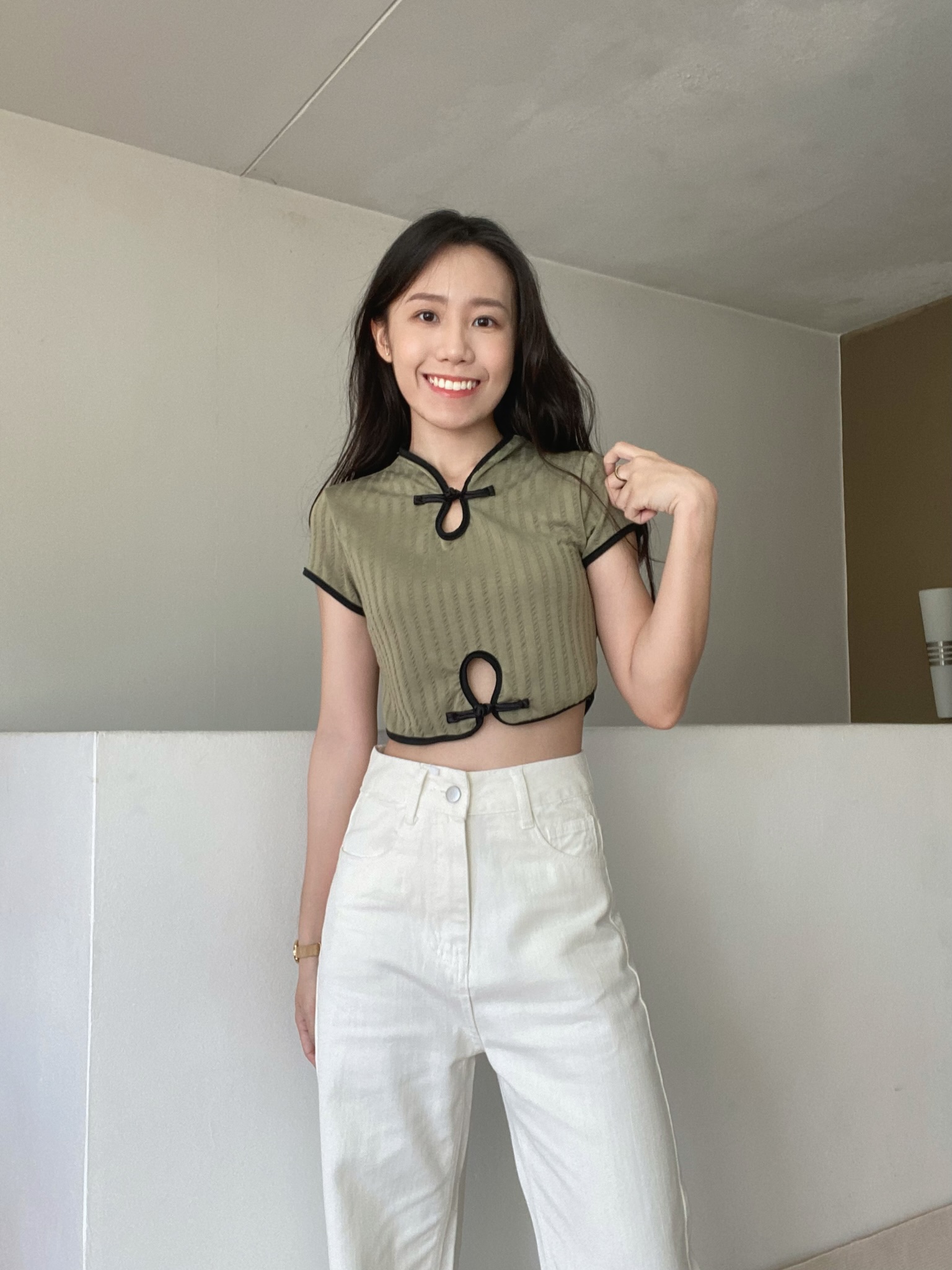 Serene Chinese Tee | Green