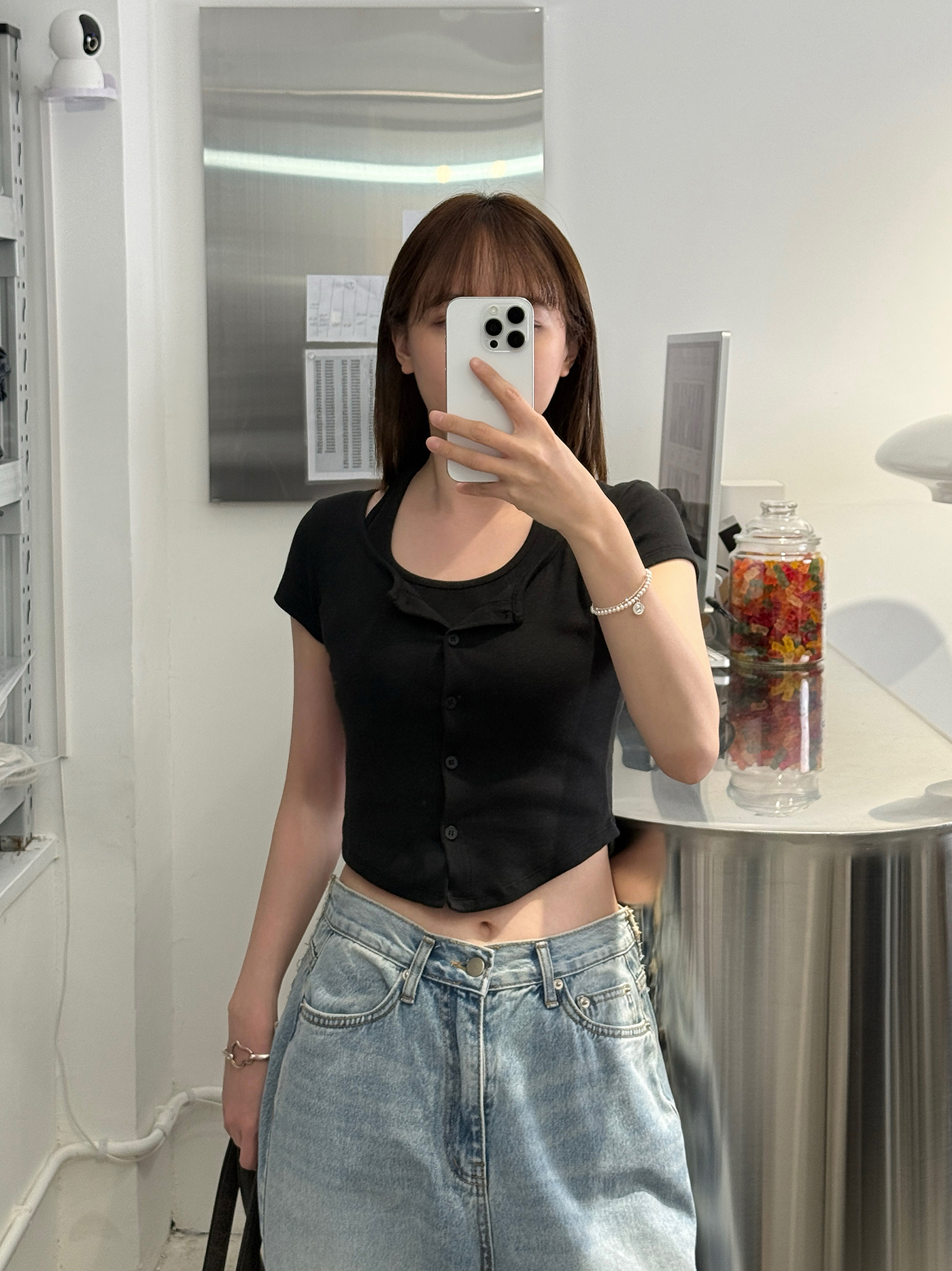 𝐅𝐚𝐮𝐱 𝐭𝐰𝐨 𝐩𝐢𝐞𝐜𝐞 𝐡𝐚𝐥𝐭𝐞𝐫 𝐟𝐢𝐭𝐭𝐞𝐝 𝐭𝐨𝐩