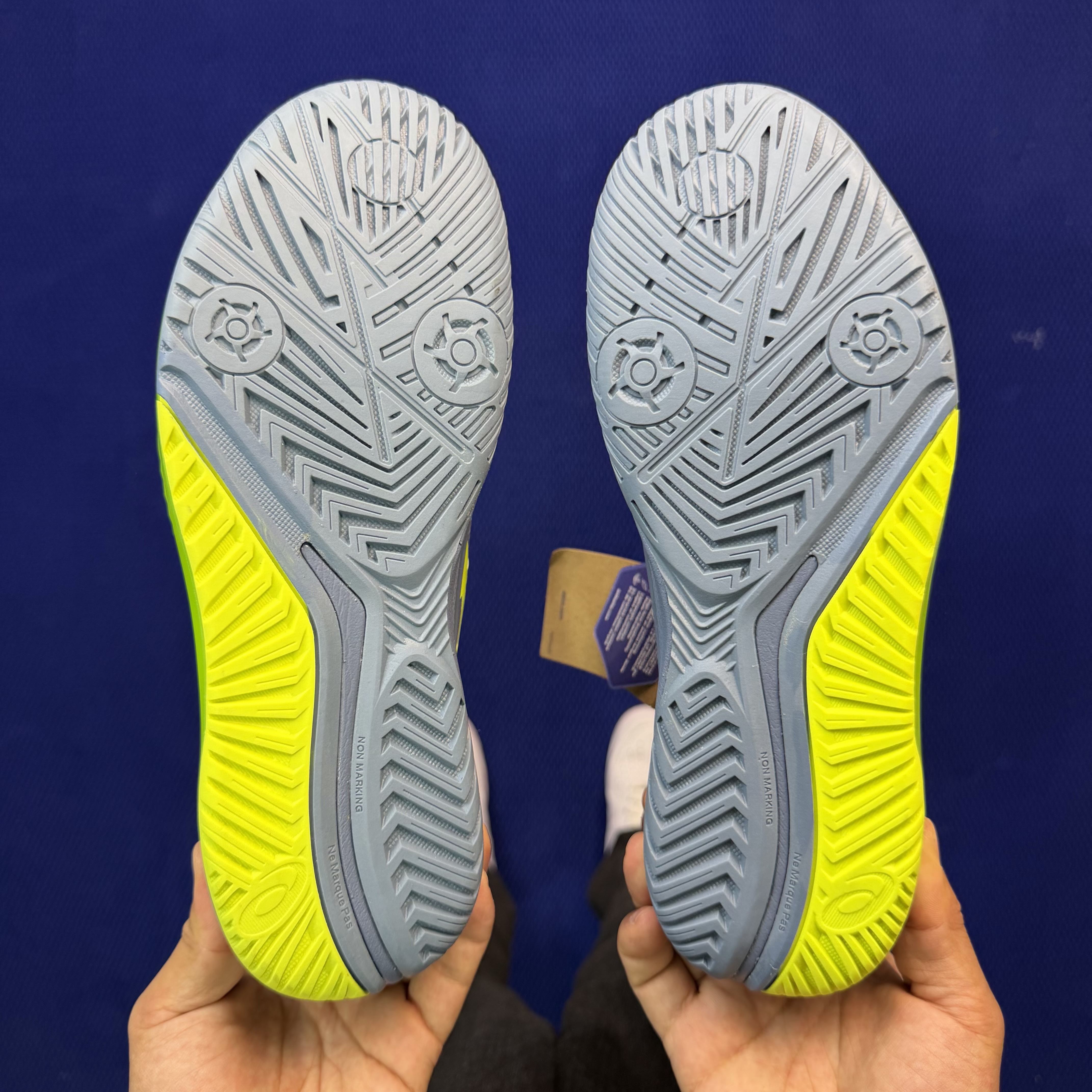 Asics Gel-Resolution 9