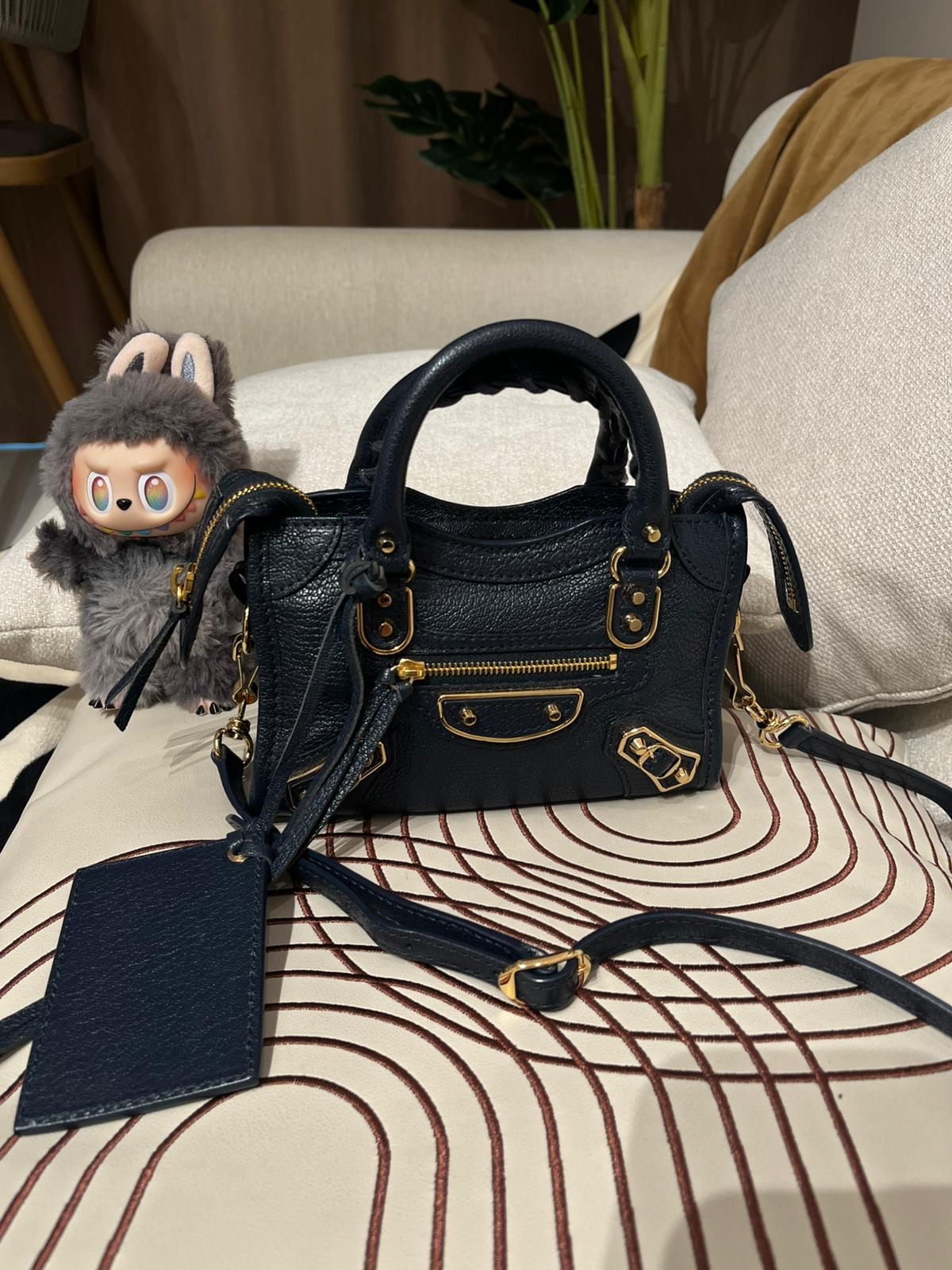 BALENCIAGA Nano City bag 100%Authentic, 98%New ✅mirror ✅Dust bag