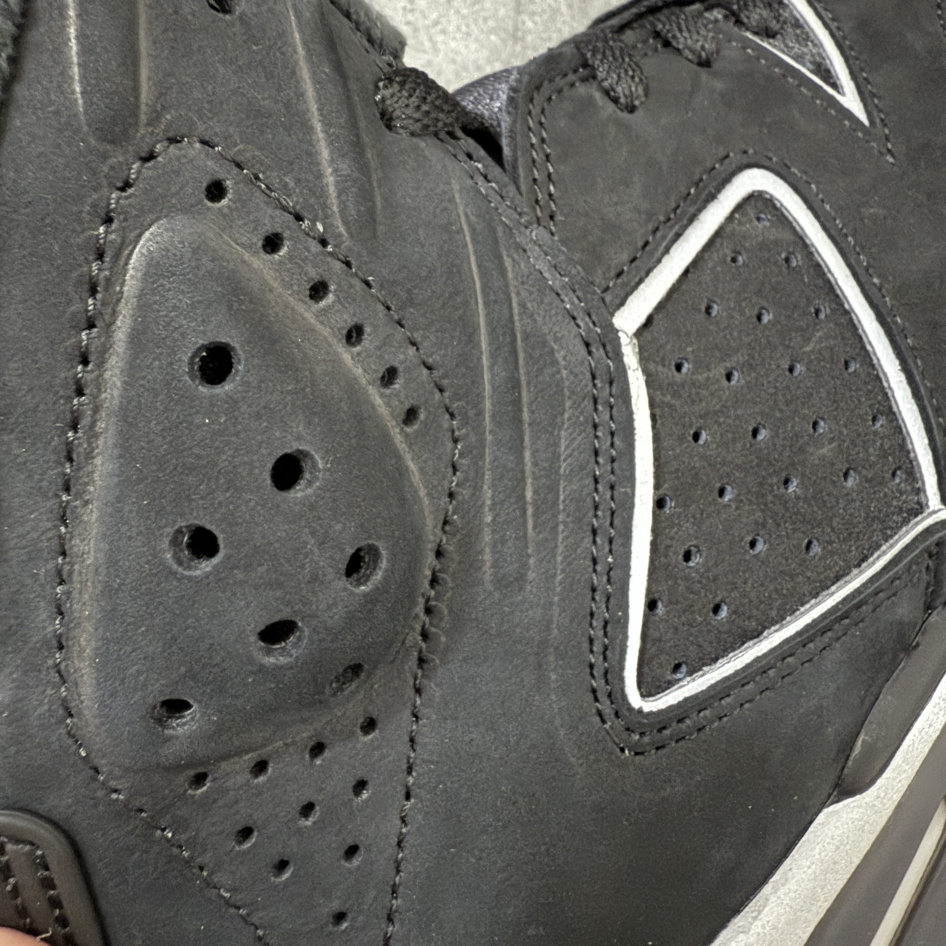 Air Jordan 6 "Cap and Gown" IR2266-010