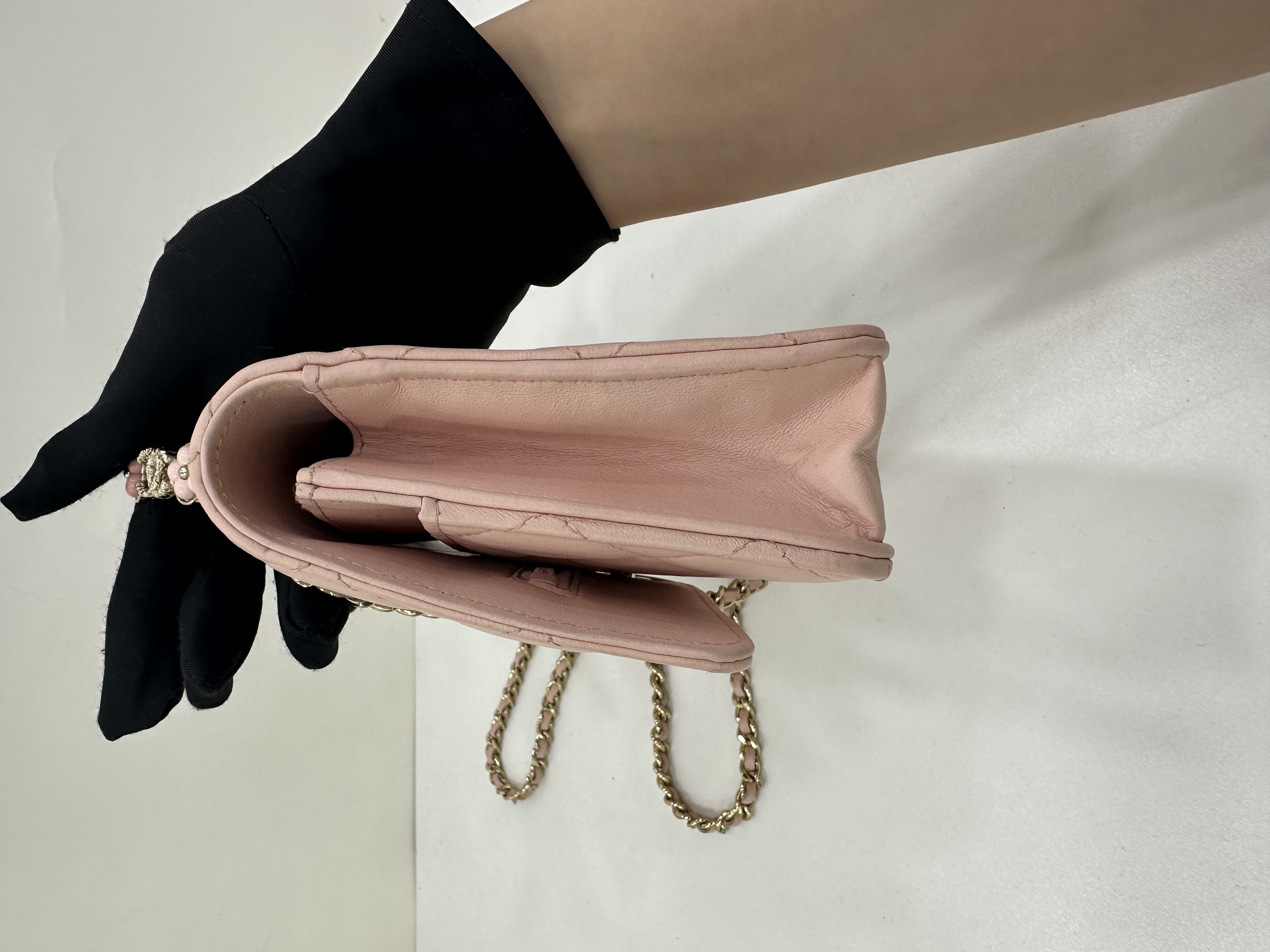 直播貨品 |  [1個-$100 2個-$300］GG47