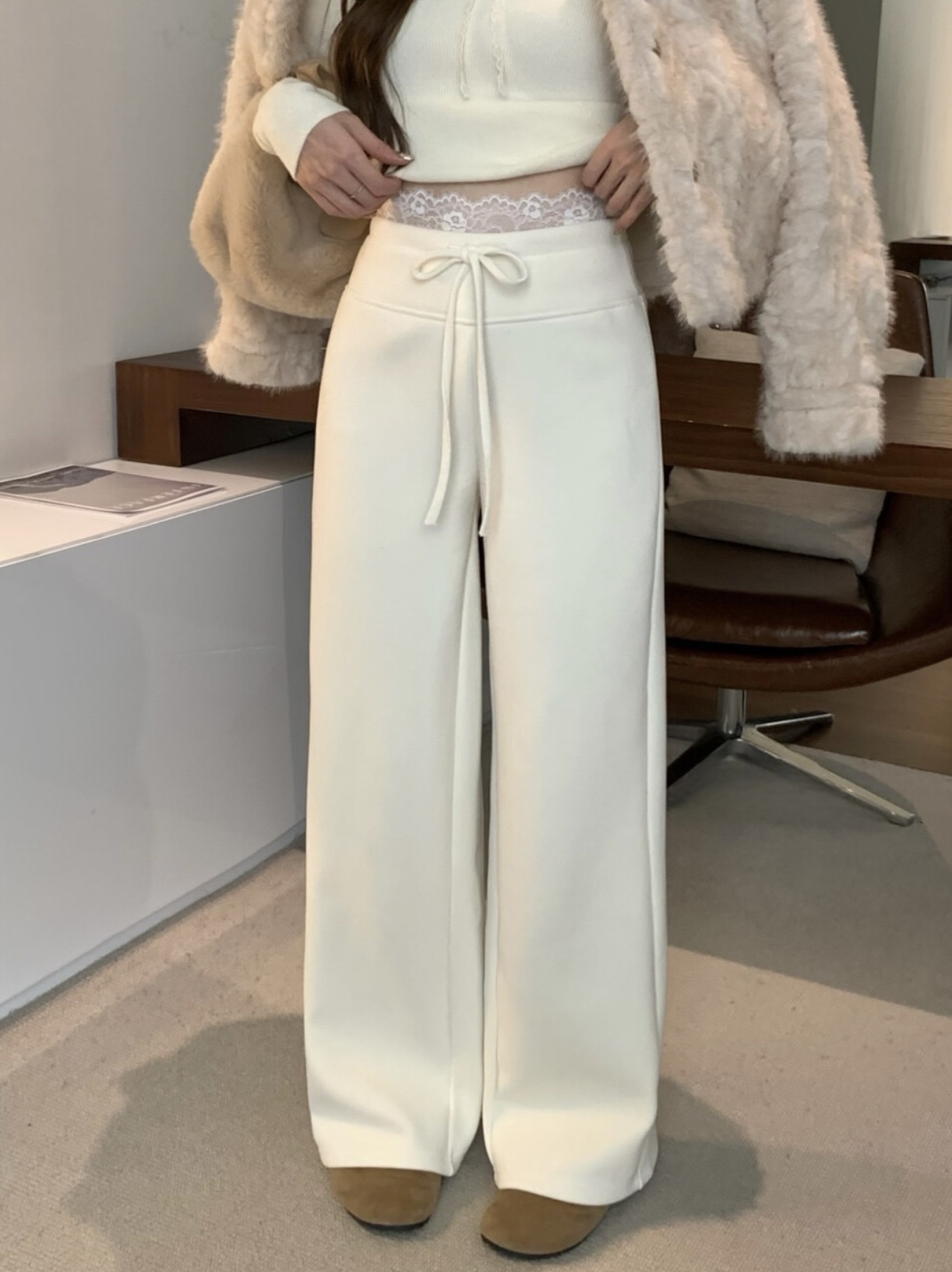 4568 Lace Waist Pants"奶白色蕾丝腰休闲裤"