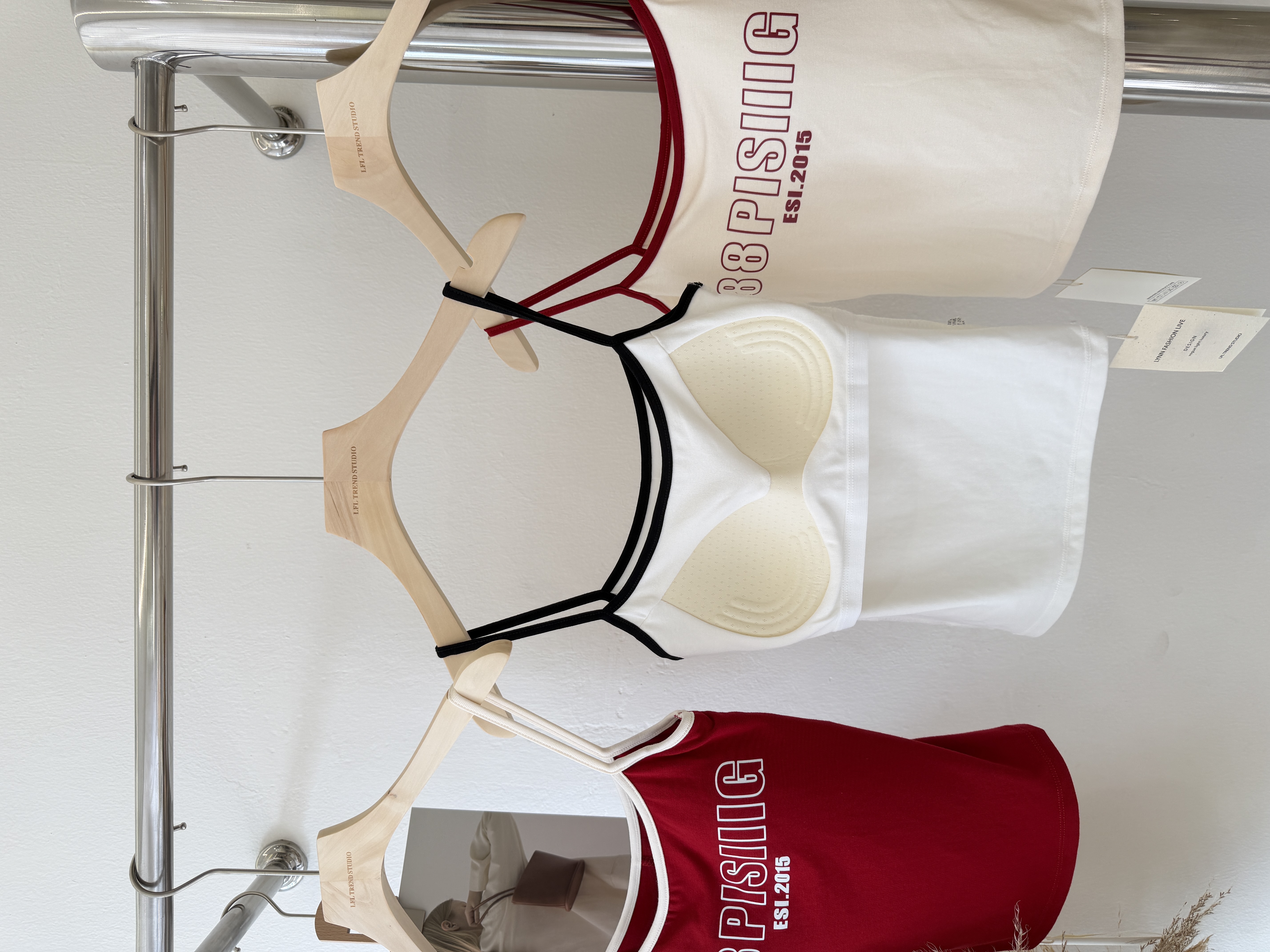 6629 辣妹撞色字母胸垫吊带