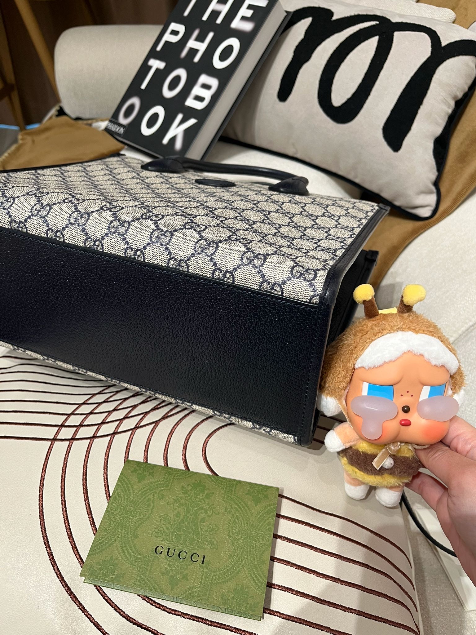 Gucci small tote bag with interlocking G 100%Authentic,98%new ✅專門店收據 ✅塵袋 ✅booklet