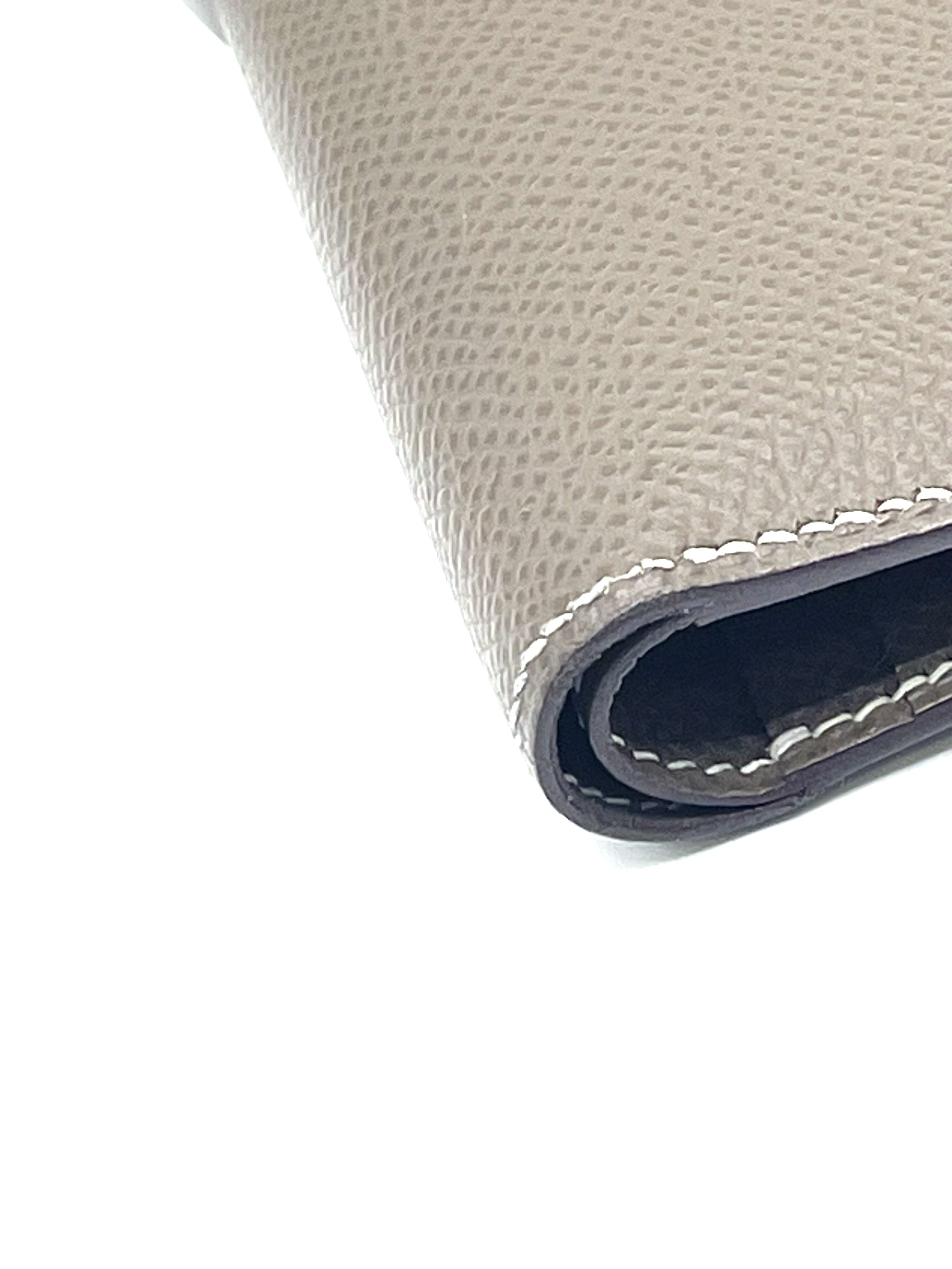 Pre-Owned Hermes Wallet Stamp U / Product Code: 26041203