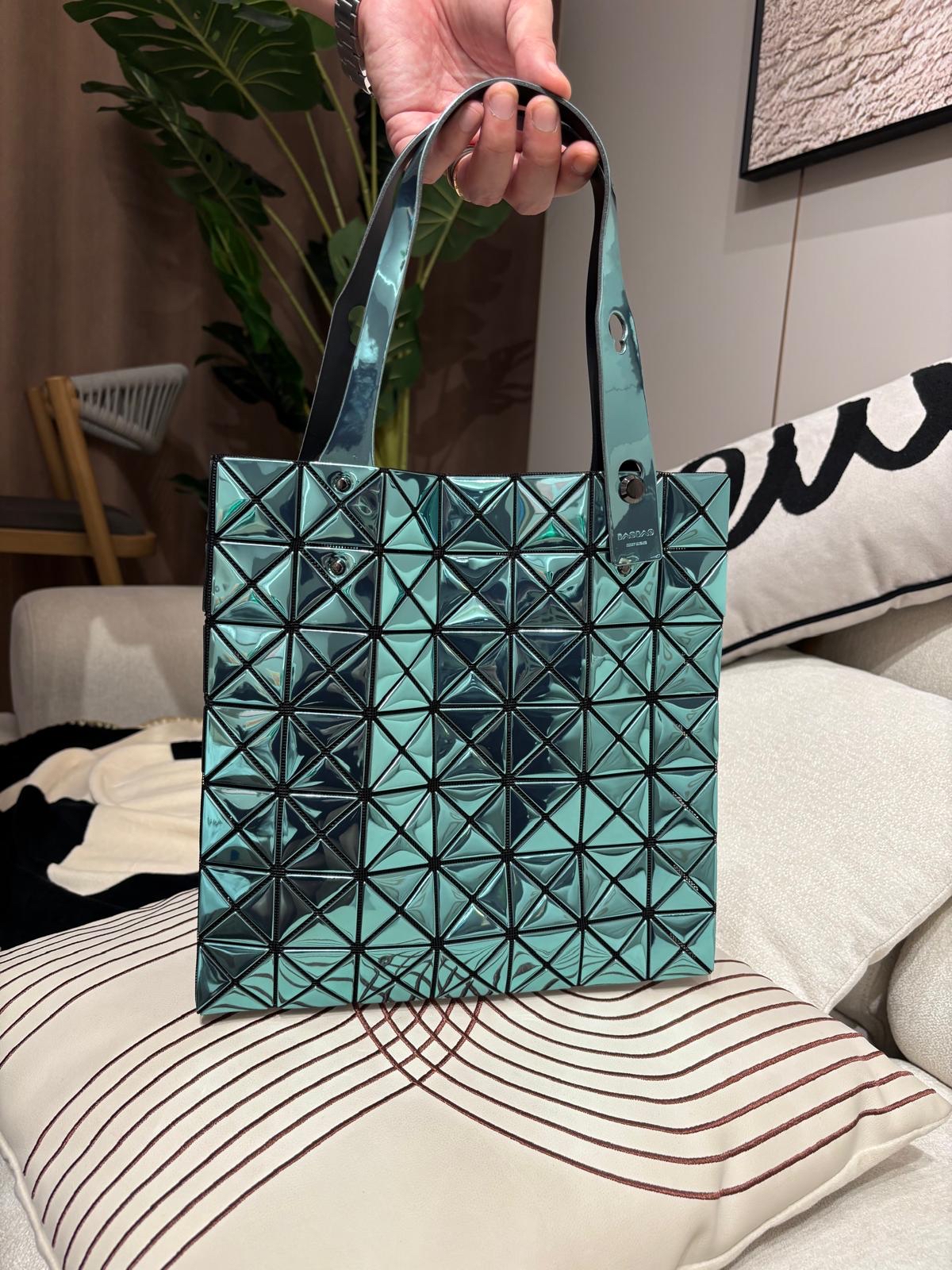 Issey Miyake Bao Bao Tote Bag 100%Authentic, 98%New ✅Dust bag