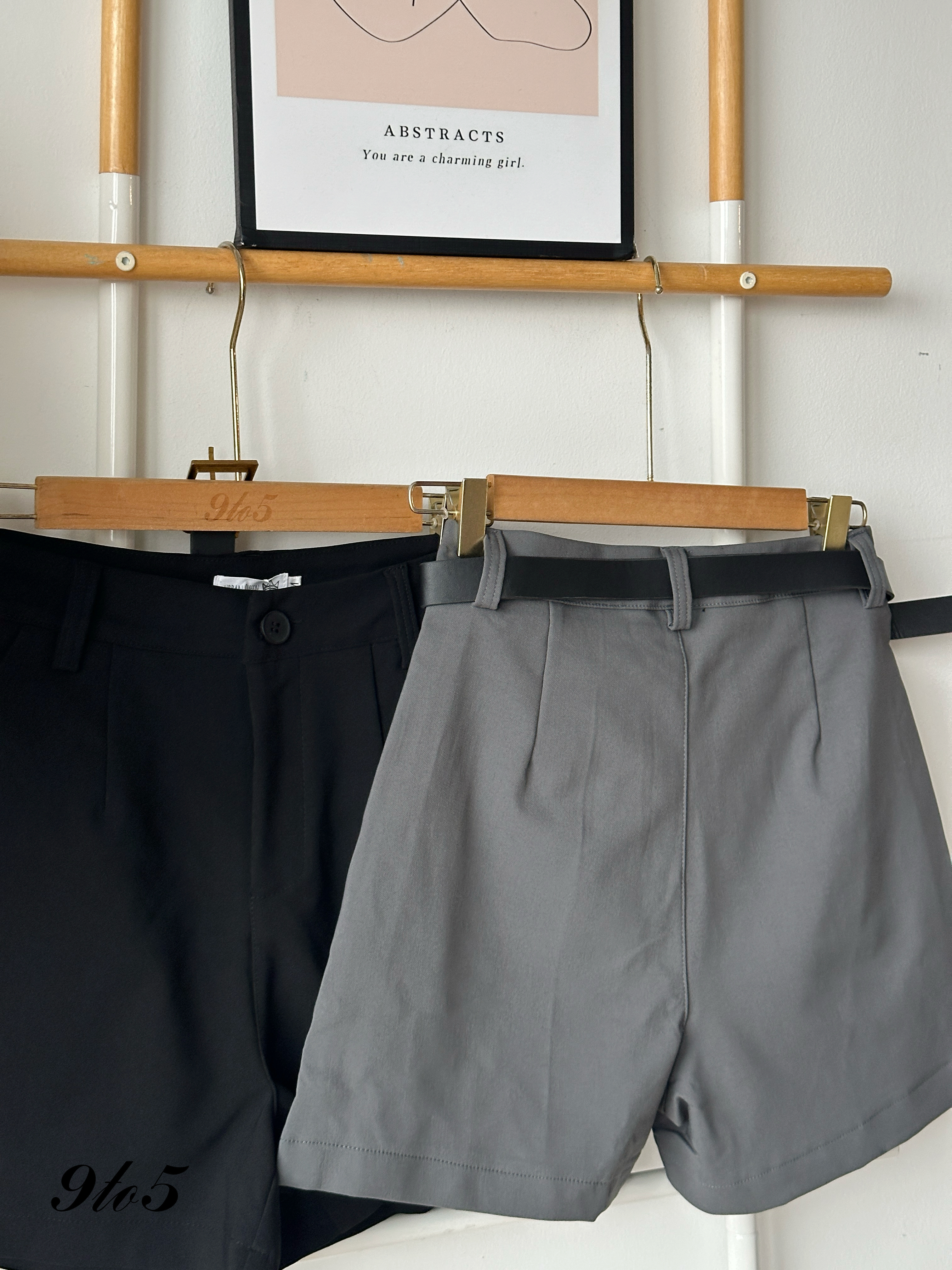 S1850 A Line Short Pants - Black & Grey