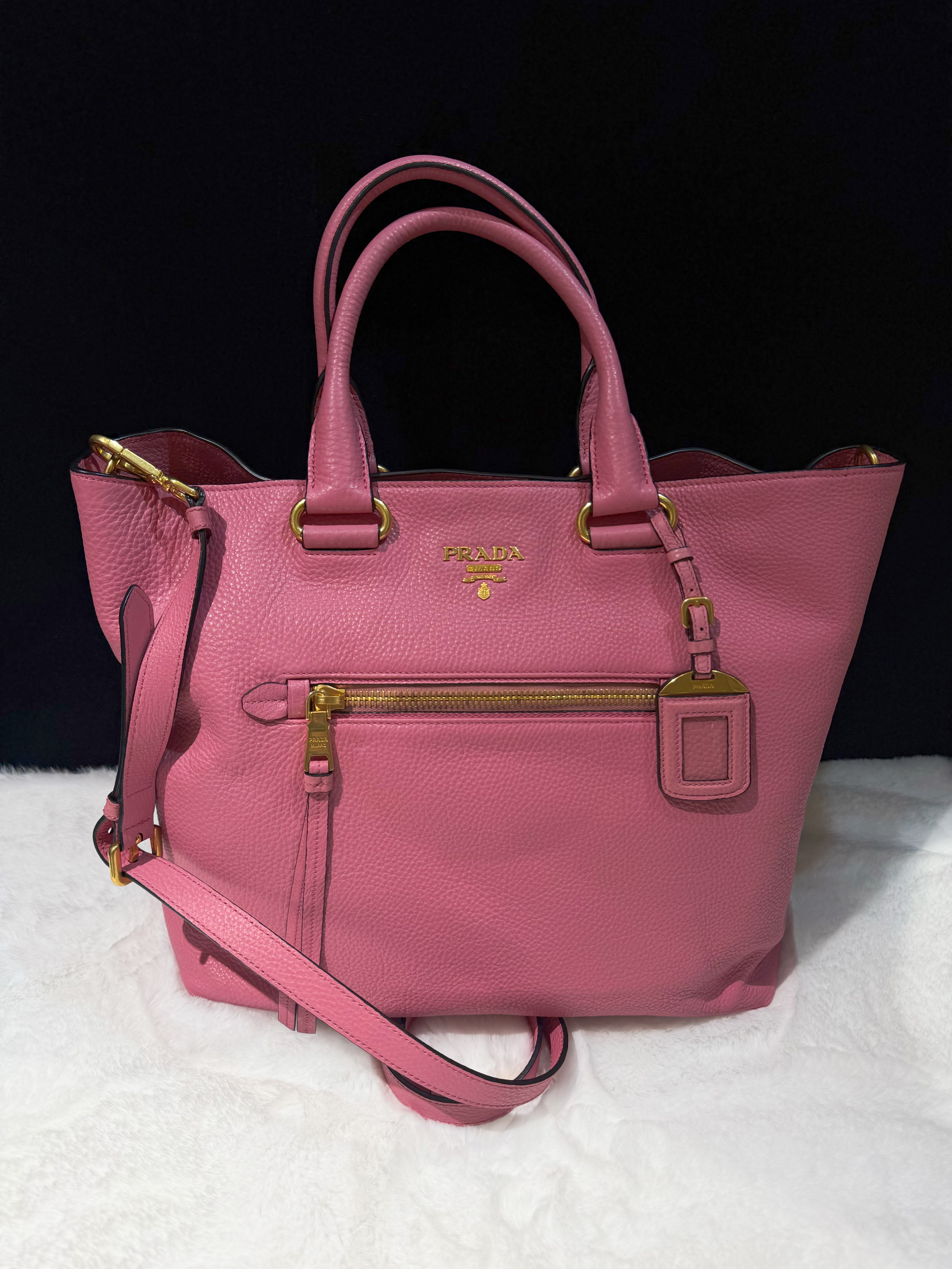 Prada leather shoppings tote pink