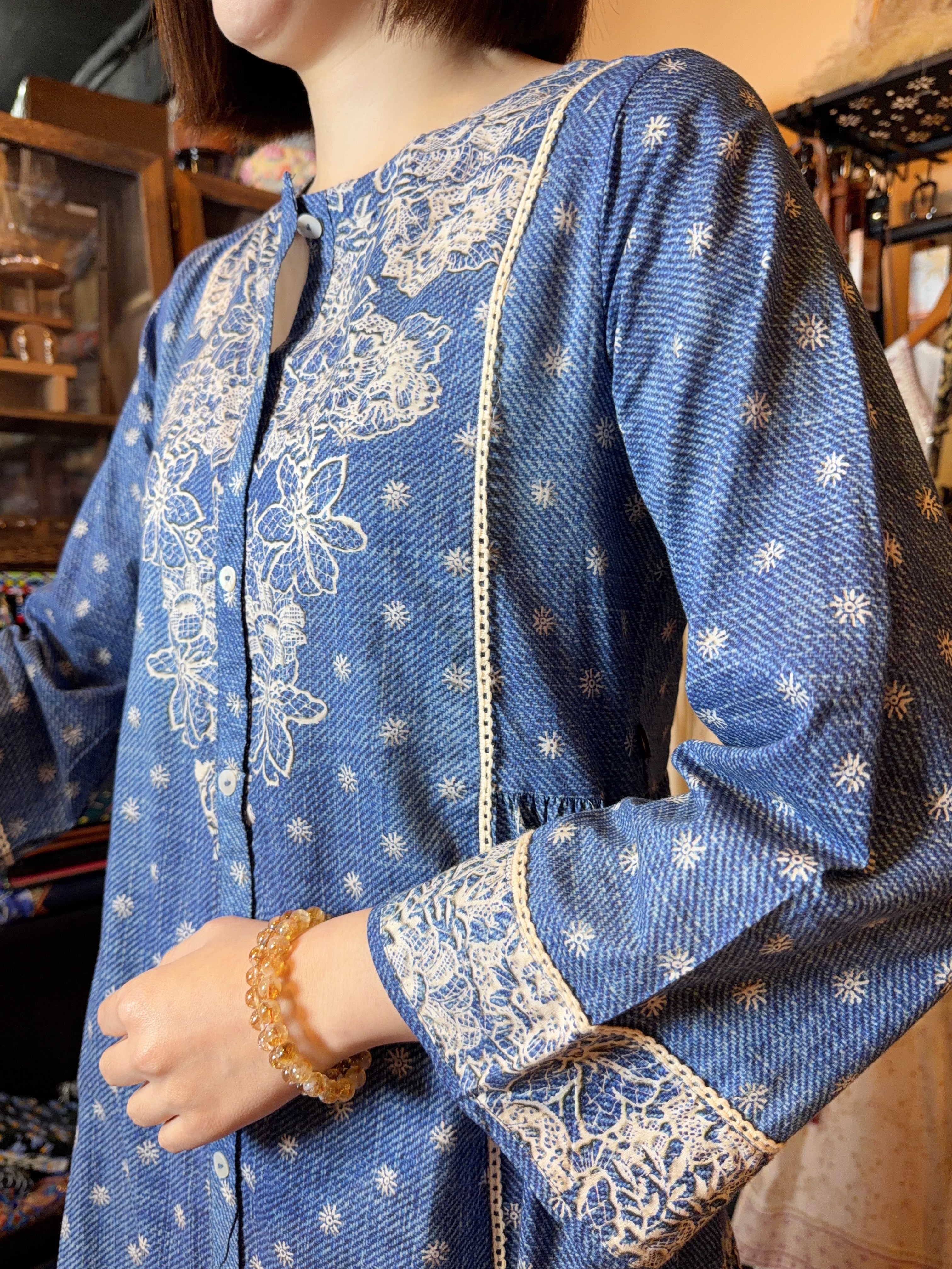 1670 Blue A-Line Floral White Patchwork OP 40"