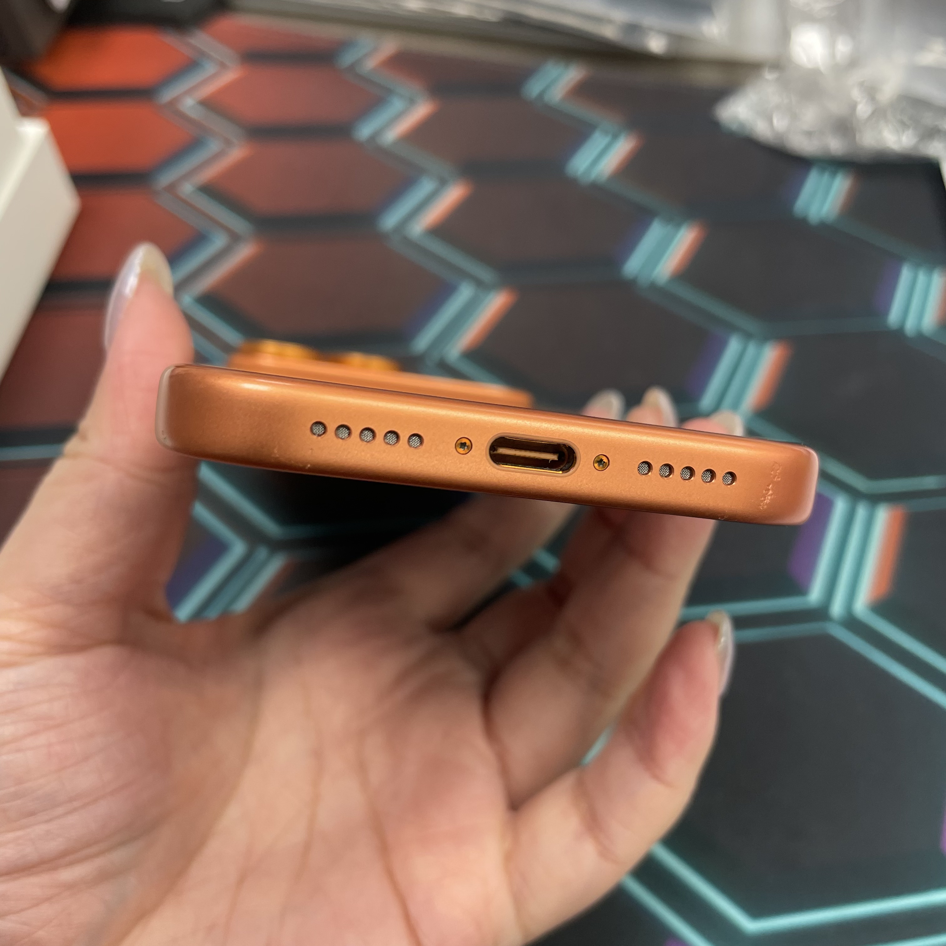 *6977 17 Pro 超靚機 256GB 電100 橙色 orange