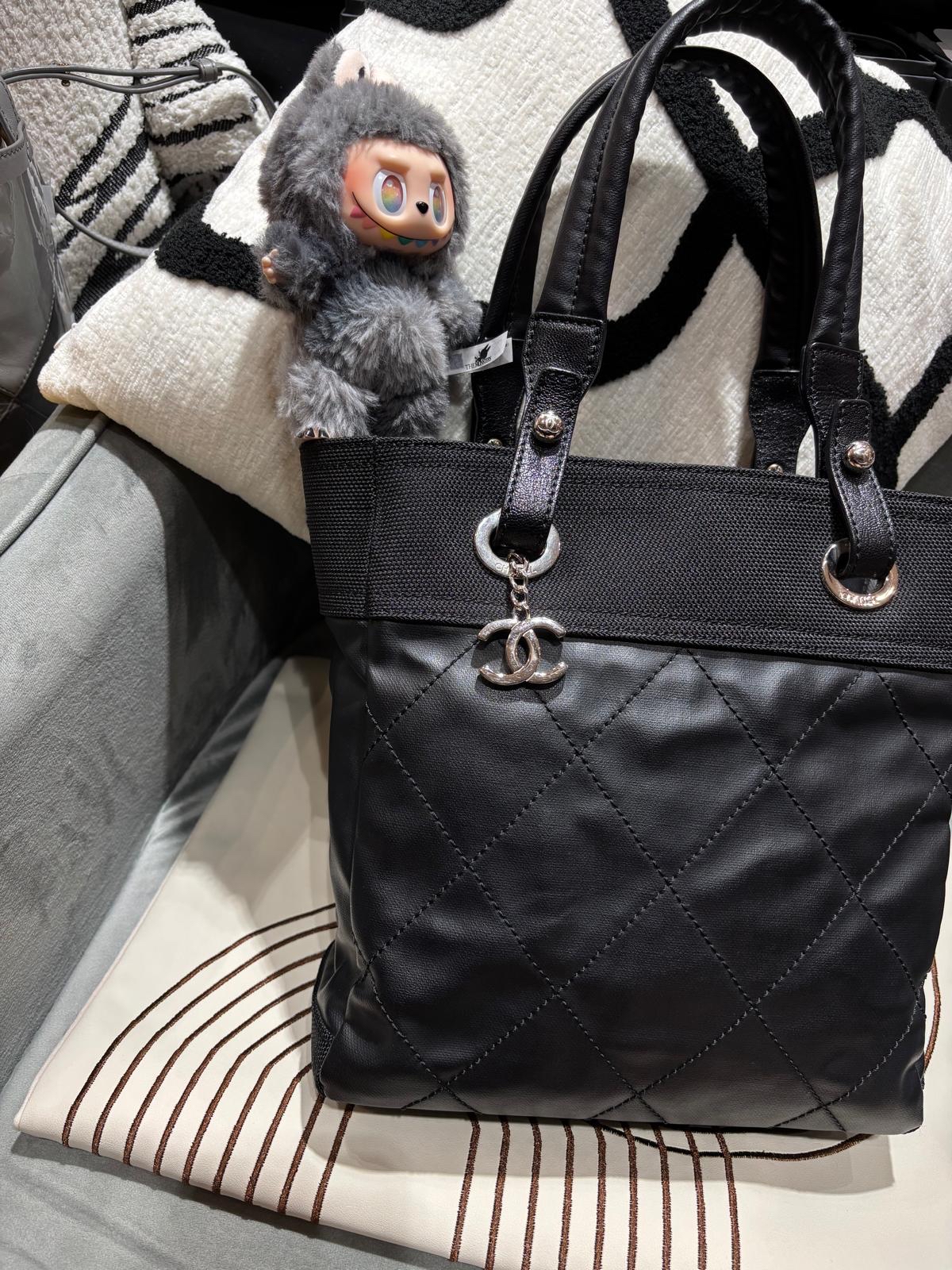 Chanel Paris biarritz Tote Bag 100%Authentic, 95%New ✅Card✅Dust bag