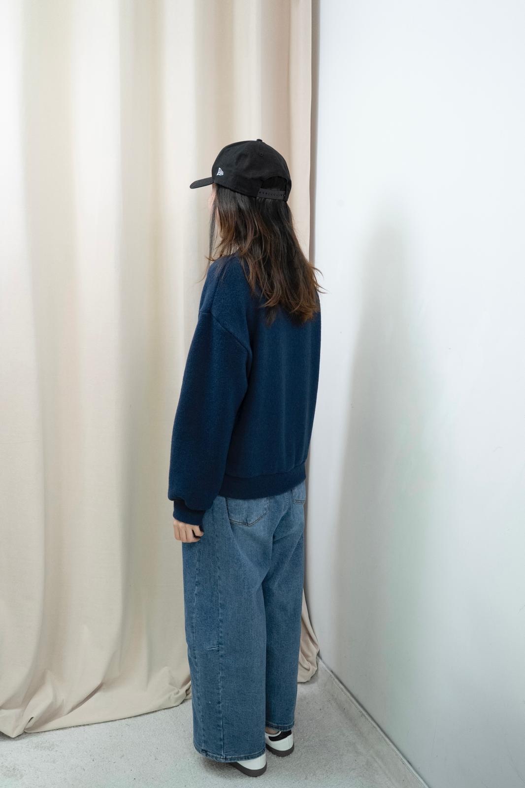 可機洗免燙軟糯文字上衣（深藍色）