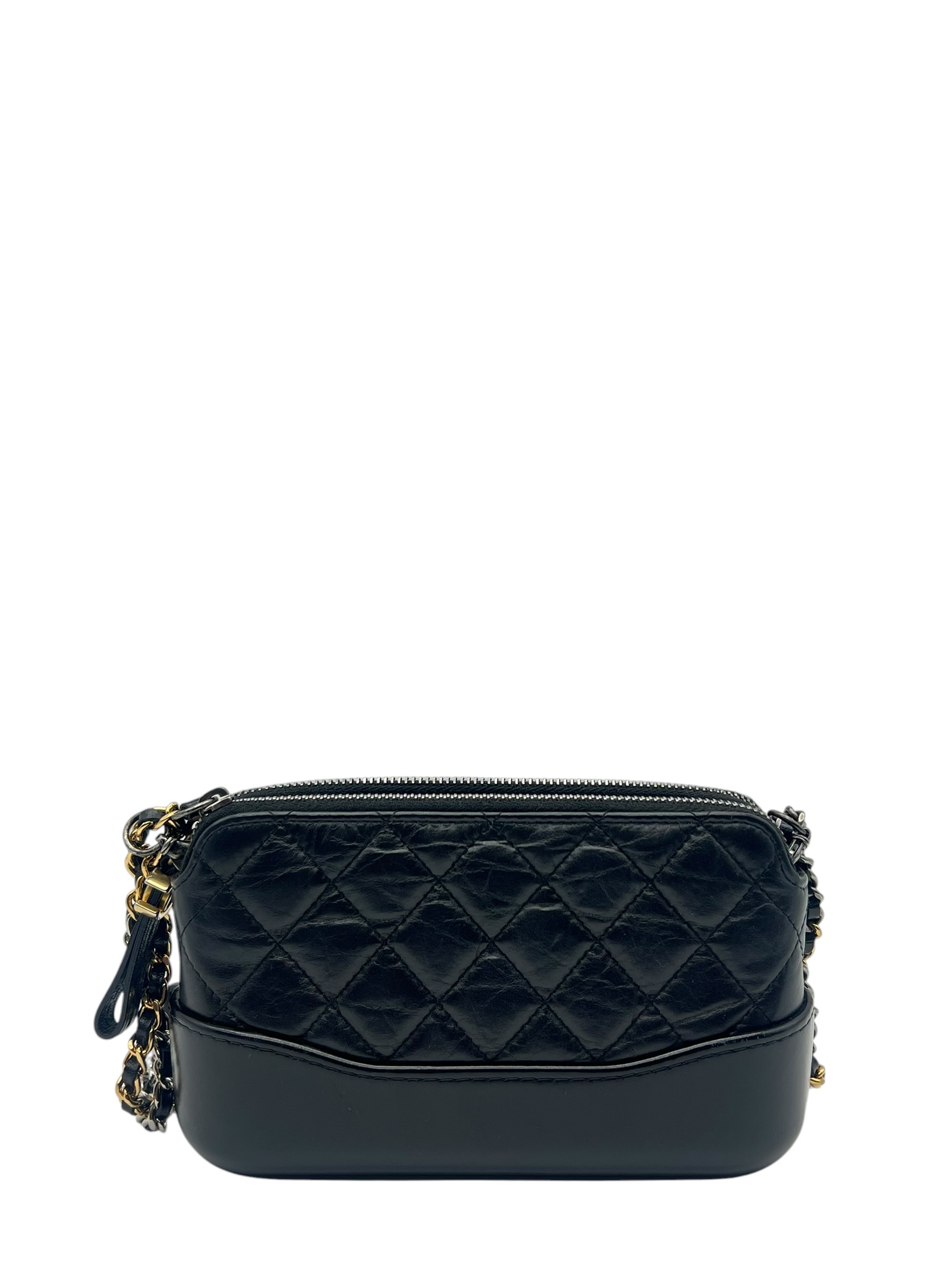 Pre-Owned CHANEL Gabrielle WOC Wallet On Chain Shoulder Bag / Product Code: 26061005