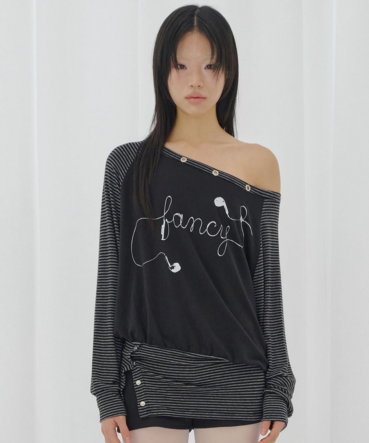 🇰🇷訂購｜FANCY CLUB 26SS｜Drawing Stripe Off-Shoulder 2色 