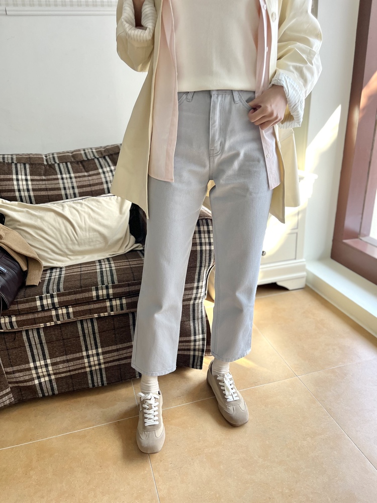 Pastelly Straight Jeans