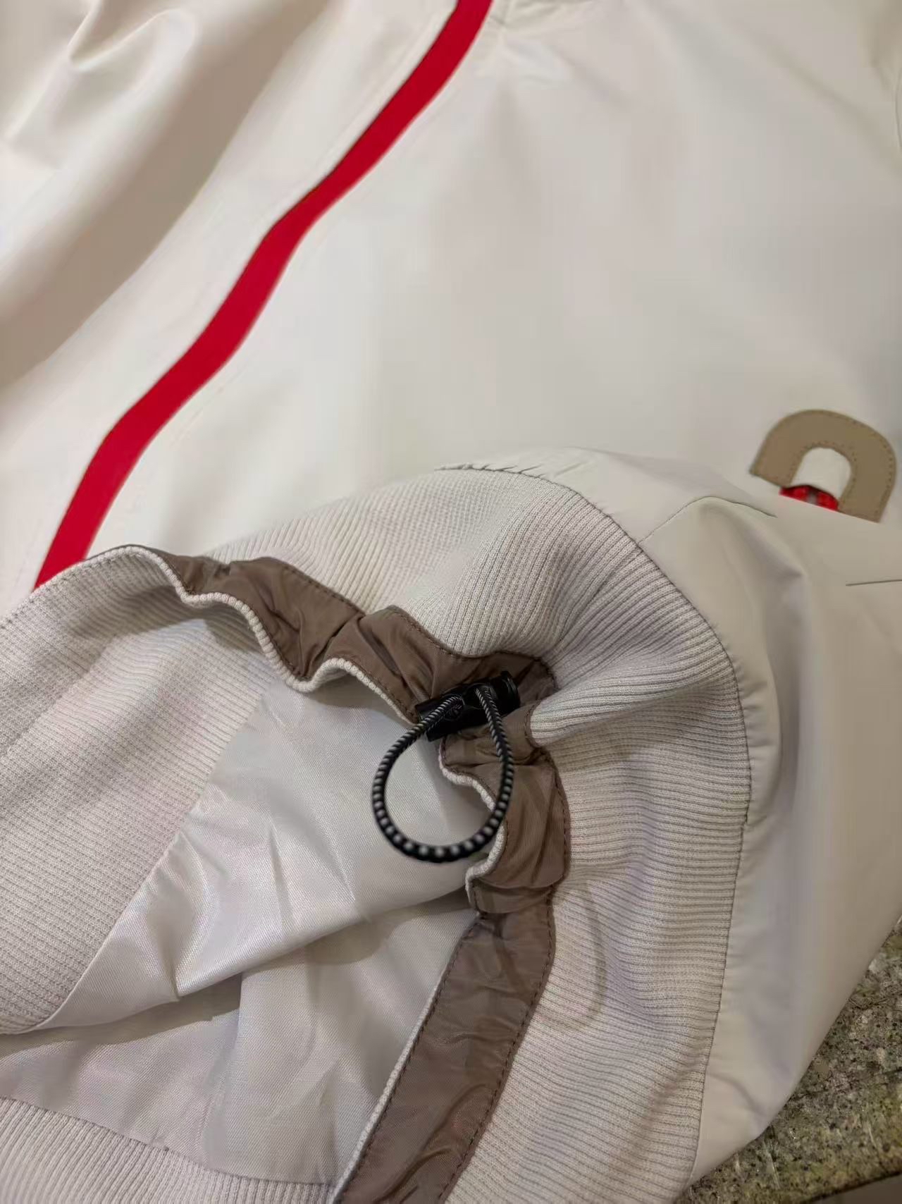 撞色拉錬索腳外套