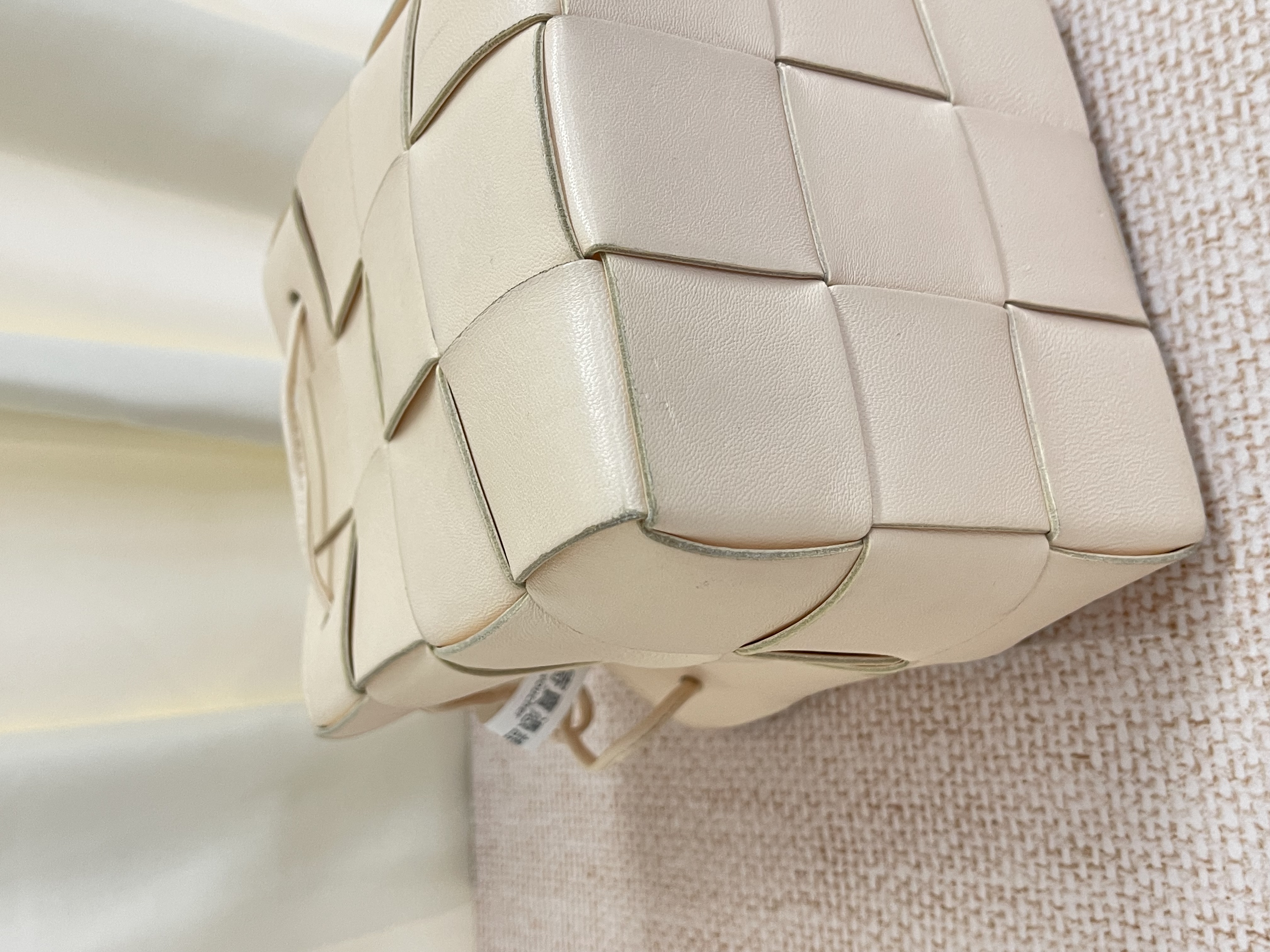 Pre-owned Bottega Veneta Cassette Bucket Bag/ Product Code: 26042401