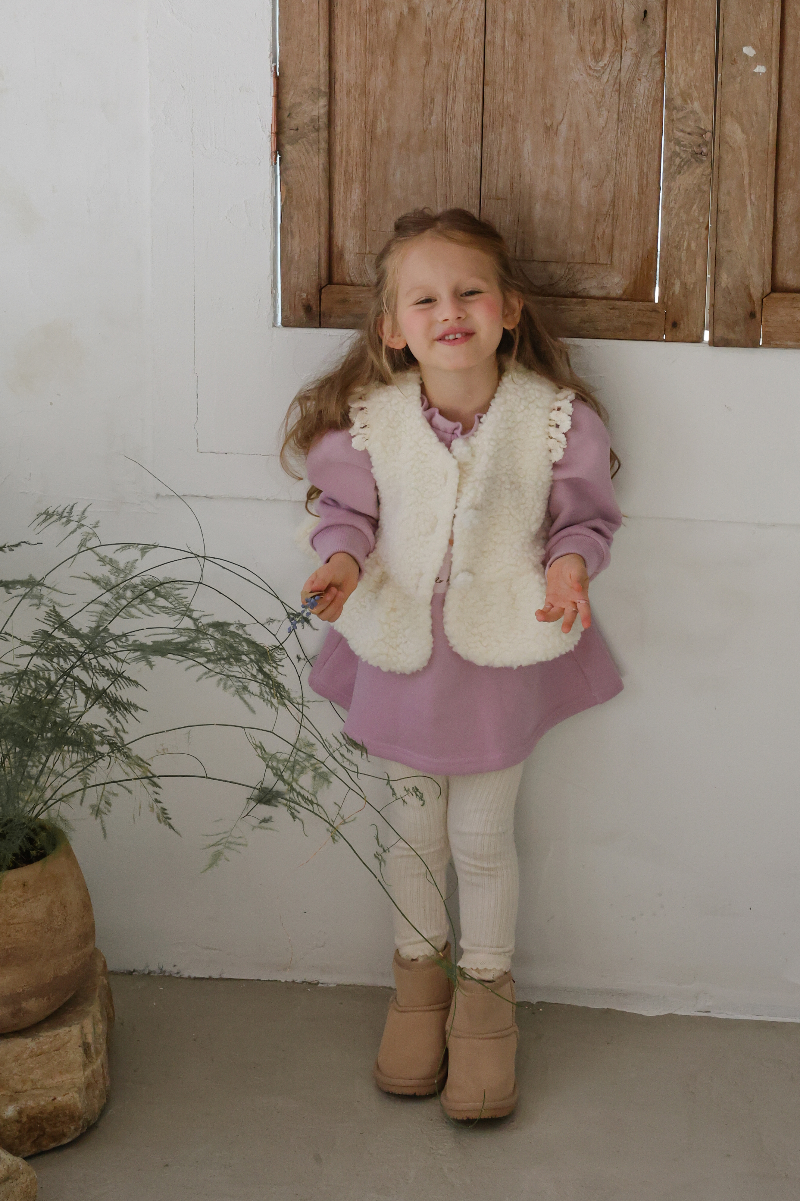 FLO | Pposong fur vest Cream