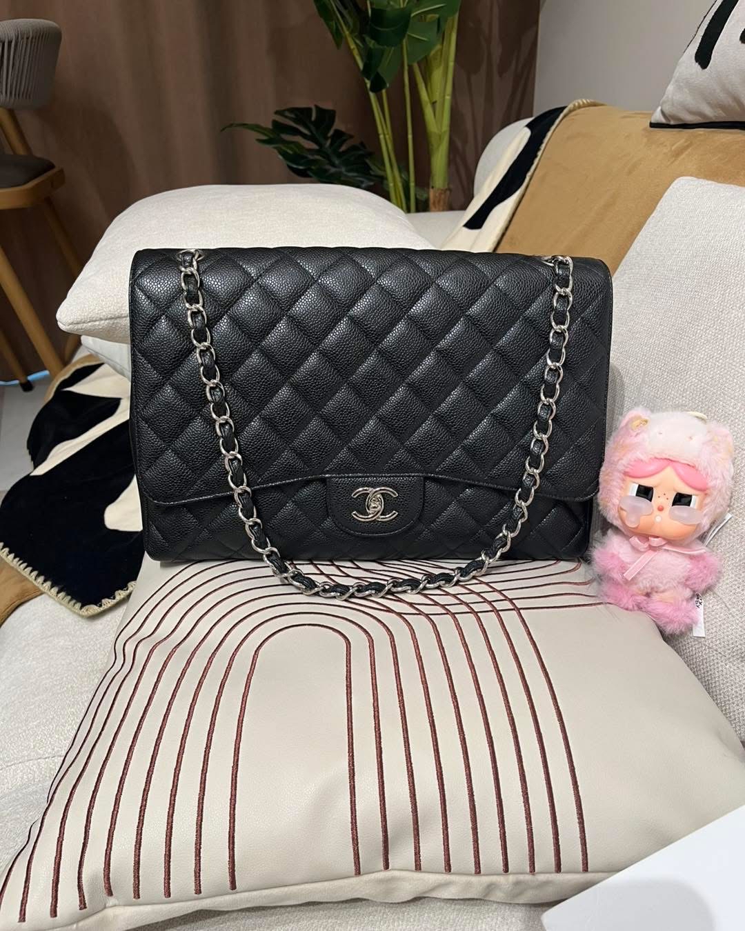 Chanel Maxi jumbo single flap 33cm黑色荔枝牛皮,100%Authentic ,98%new ✅13card✅dust bag ✅box 