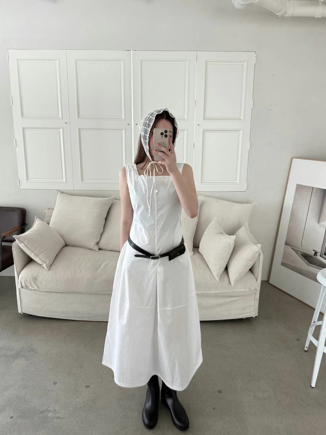 Square Neck Sleeveless Dress with Structured Seams ‖ 方领无袖立体剪裁连身裙 KR02401701