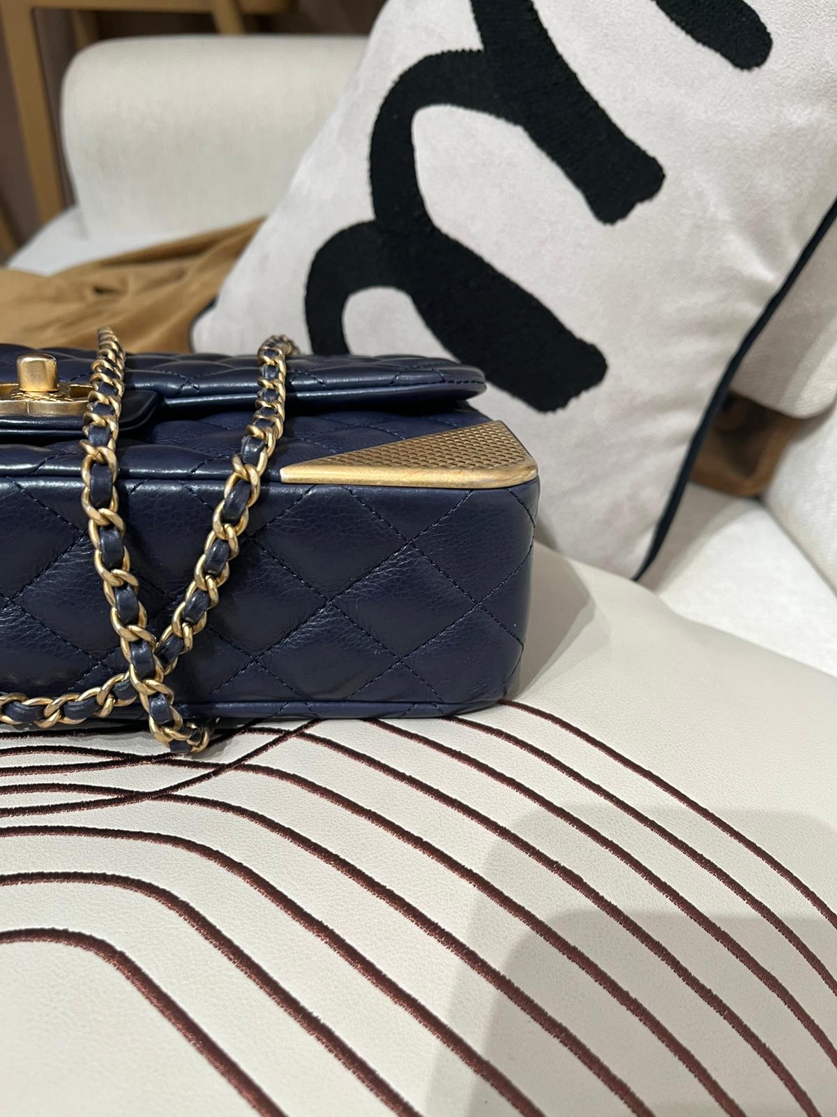 Chanel flap bag  100%Authentic,95%new ✅card✅Dust bag✅Box