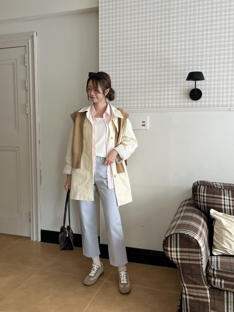 Stripe-Lined Relaxed Trench Coat (Cream)