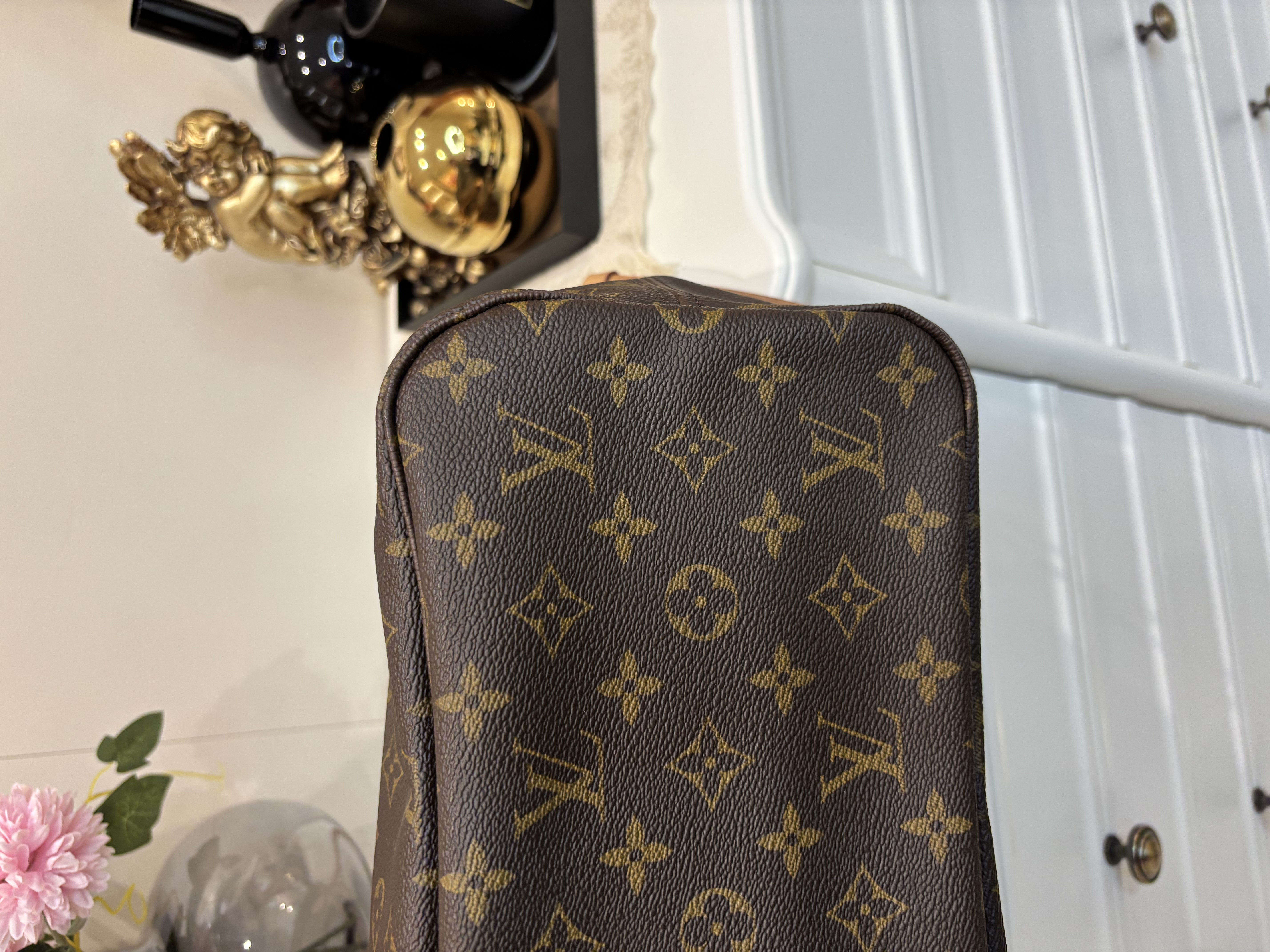 Lv Neverfull mm monogram 100%Authentic, 93%new dust bag 