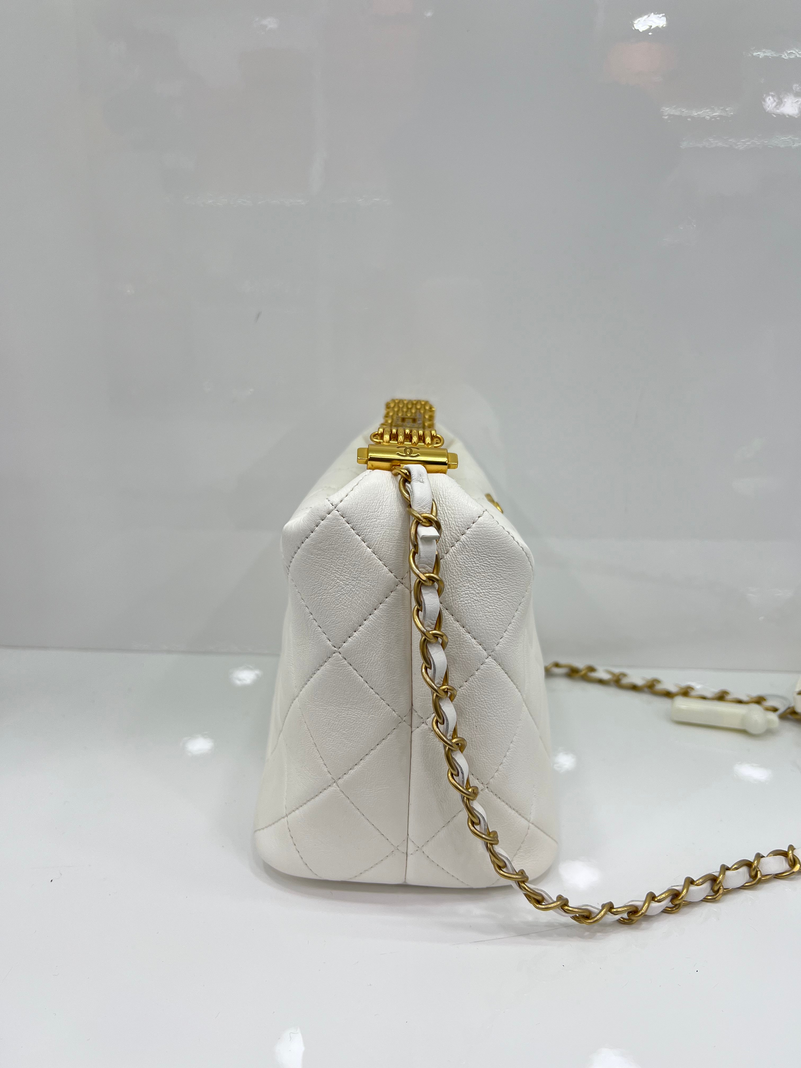 直播貨品 |  [1個-$100 2個-$300］EE105 