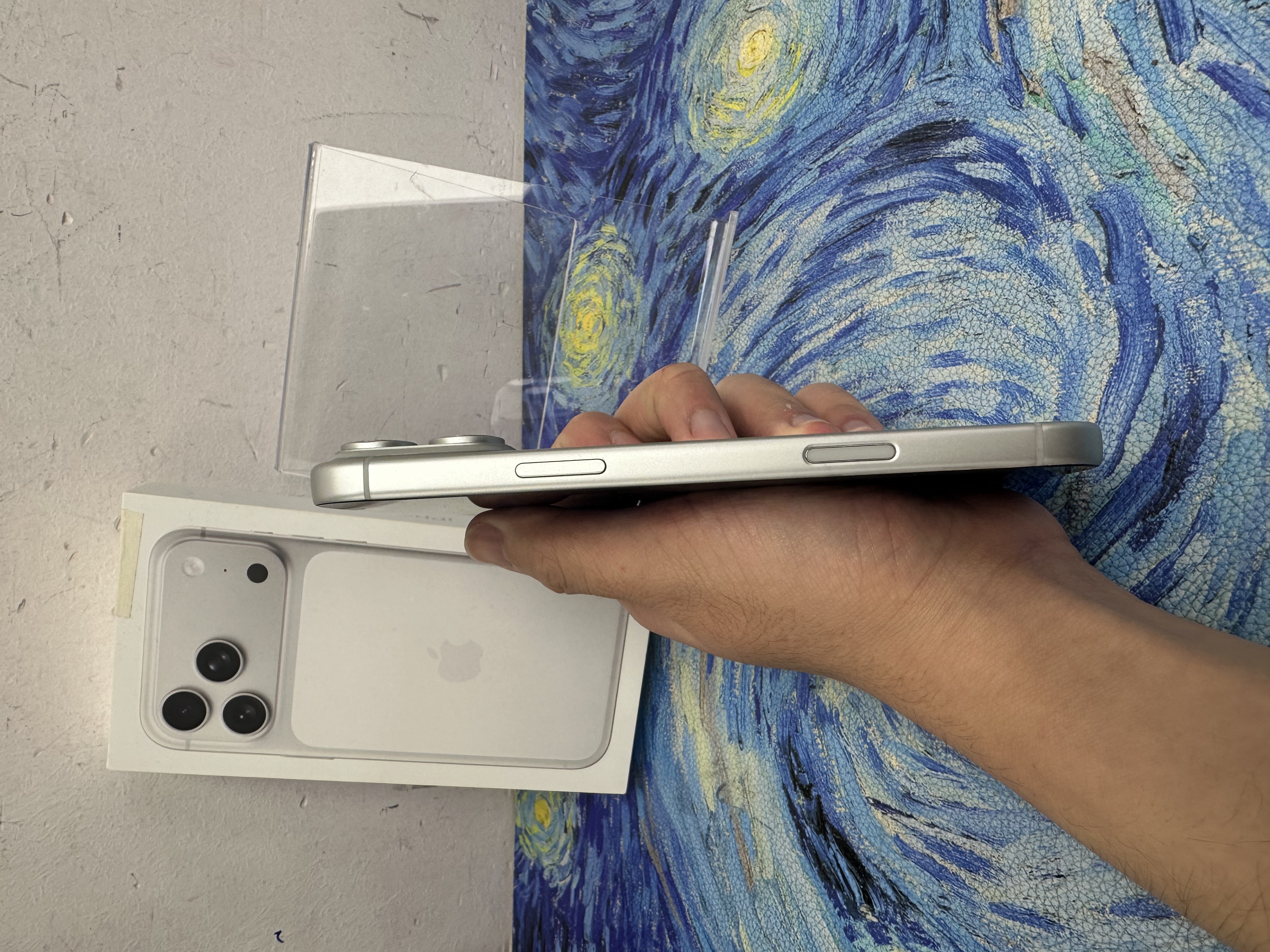 *6924 17 Pro Max 勁靚機 256GB 銀色 Silver 國際版