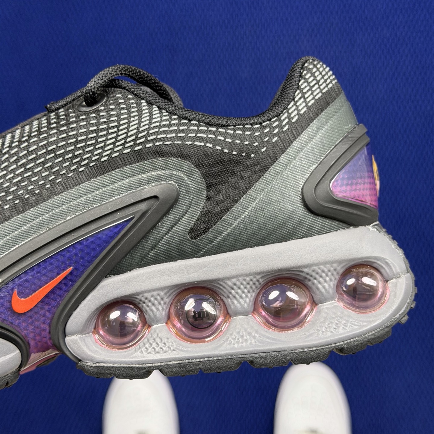 Nike Air Max Dn DV3337-008