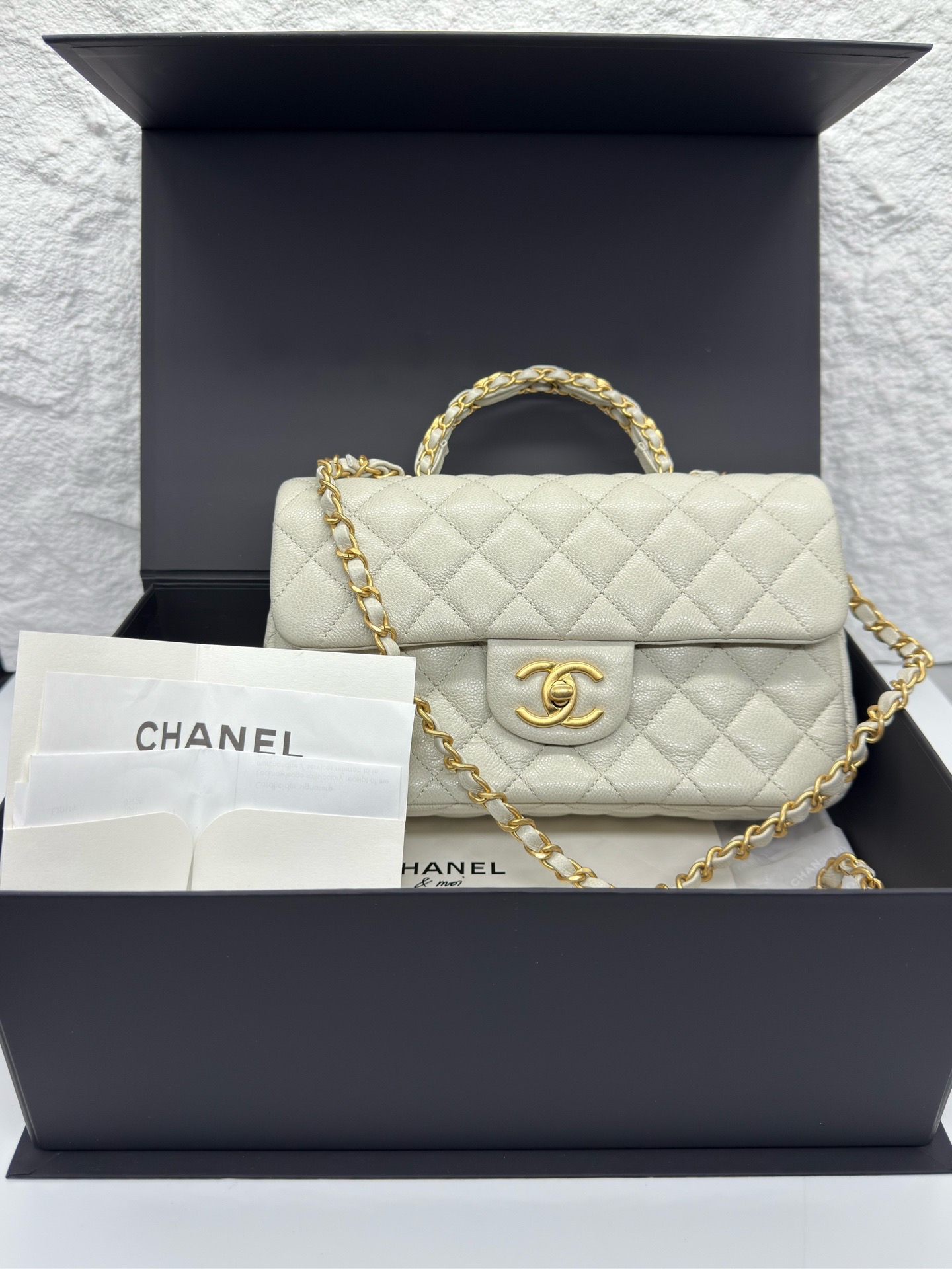 直播貨品 |  [1個-$100 2個-$300］FF15