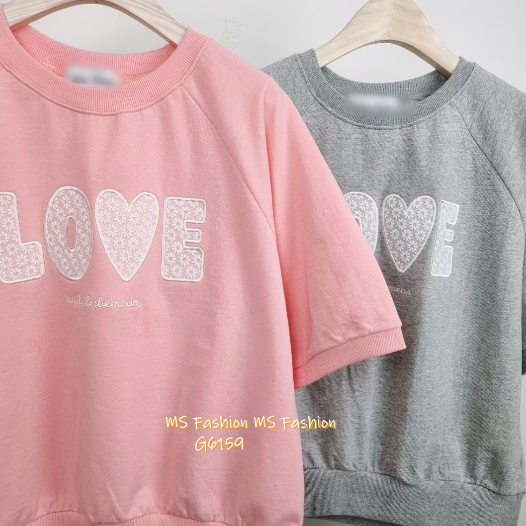G6159 韓國🇰🇷花花LOVE字母top