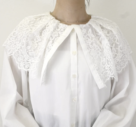 蕾絲領口糖果袖襯衫 - 2026 流行穿搭  長䄂襯衫 春夏時尚穿搭 柔軟舒適 優雅日常 易於配搭 日本直送   #JP-I-260026