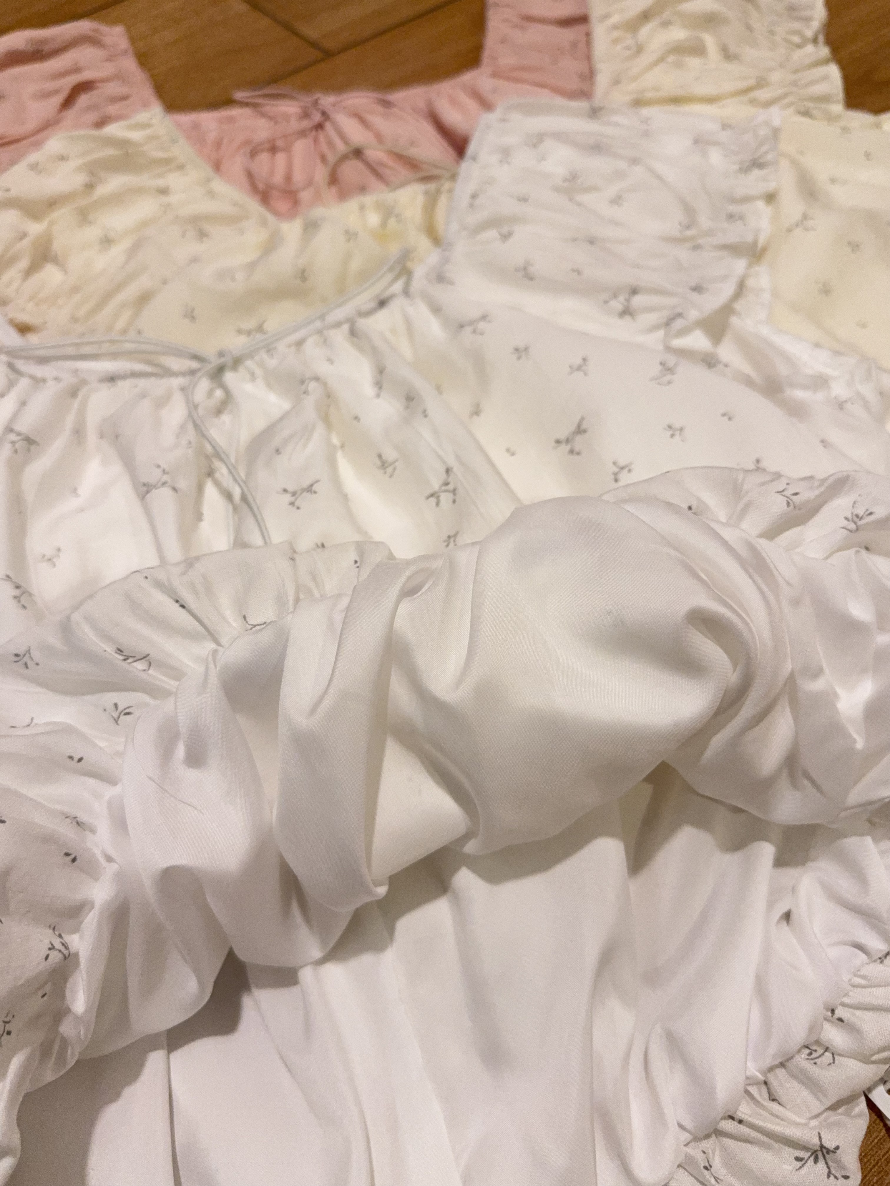 甜美小清新花苞下摆上衣R3004