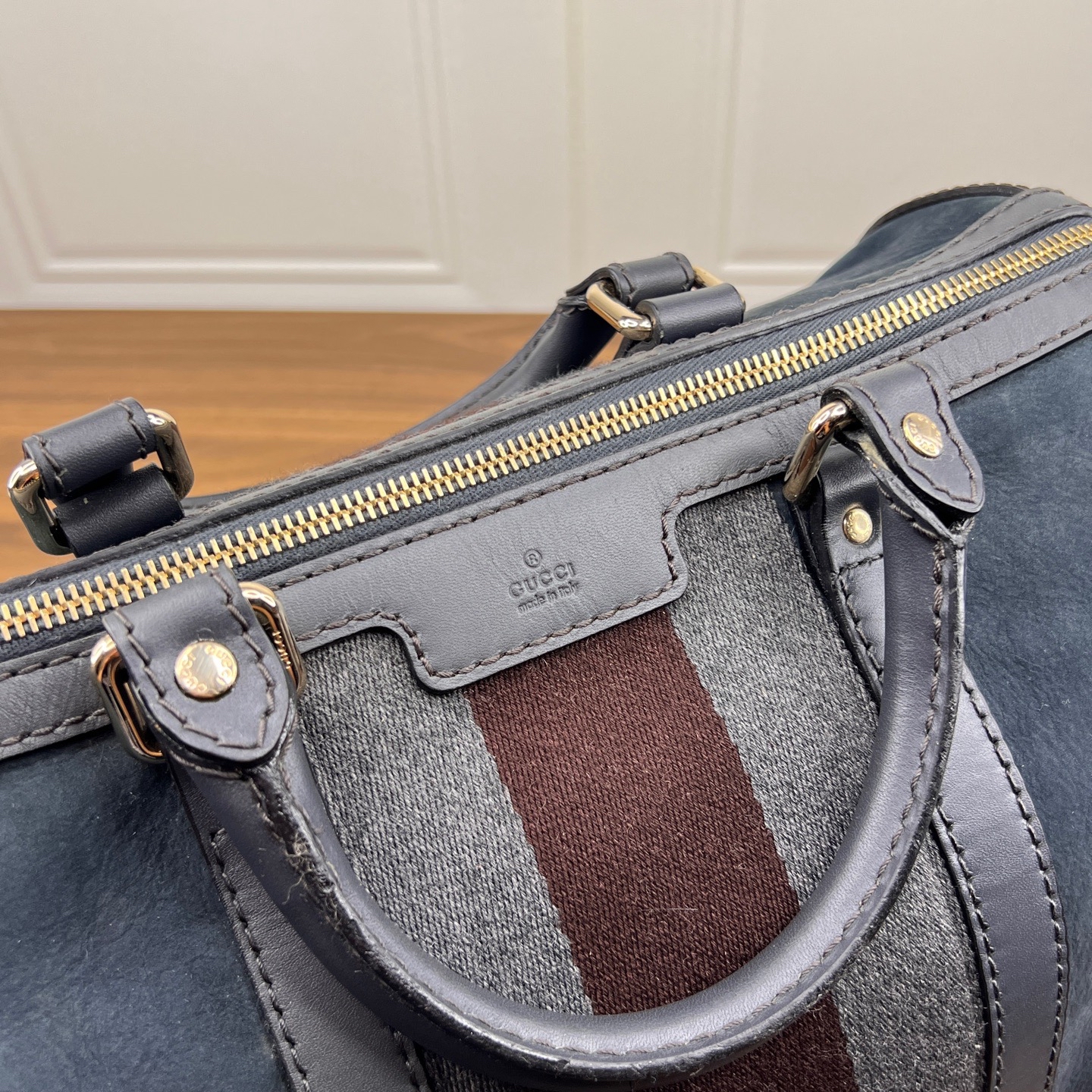 【預訂貨品】Gucci 霧霾藍色荔枝紋牛麂皮波士頓