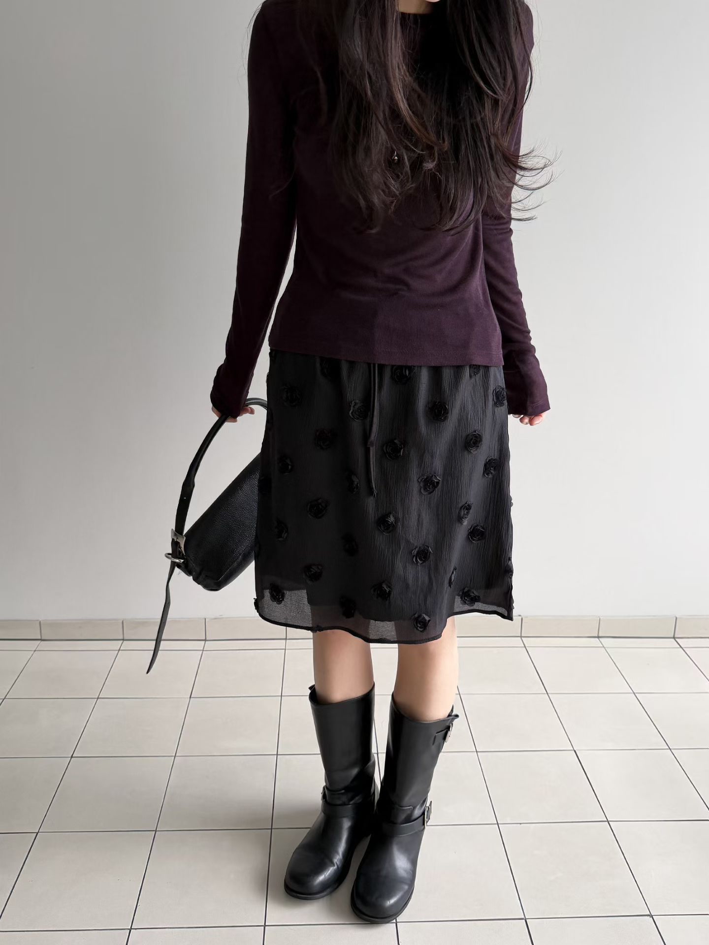 annie flora mid-skirt