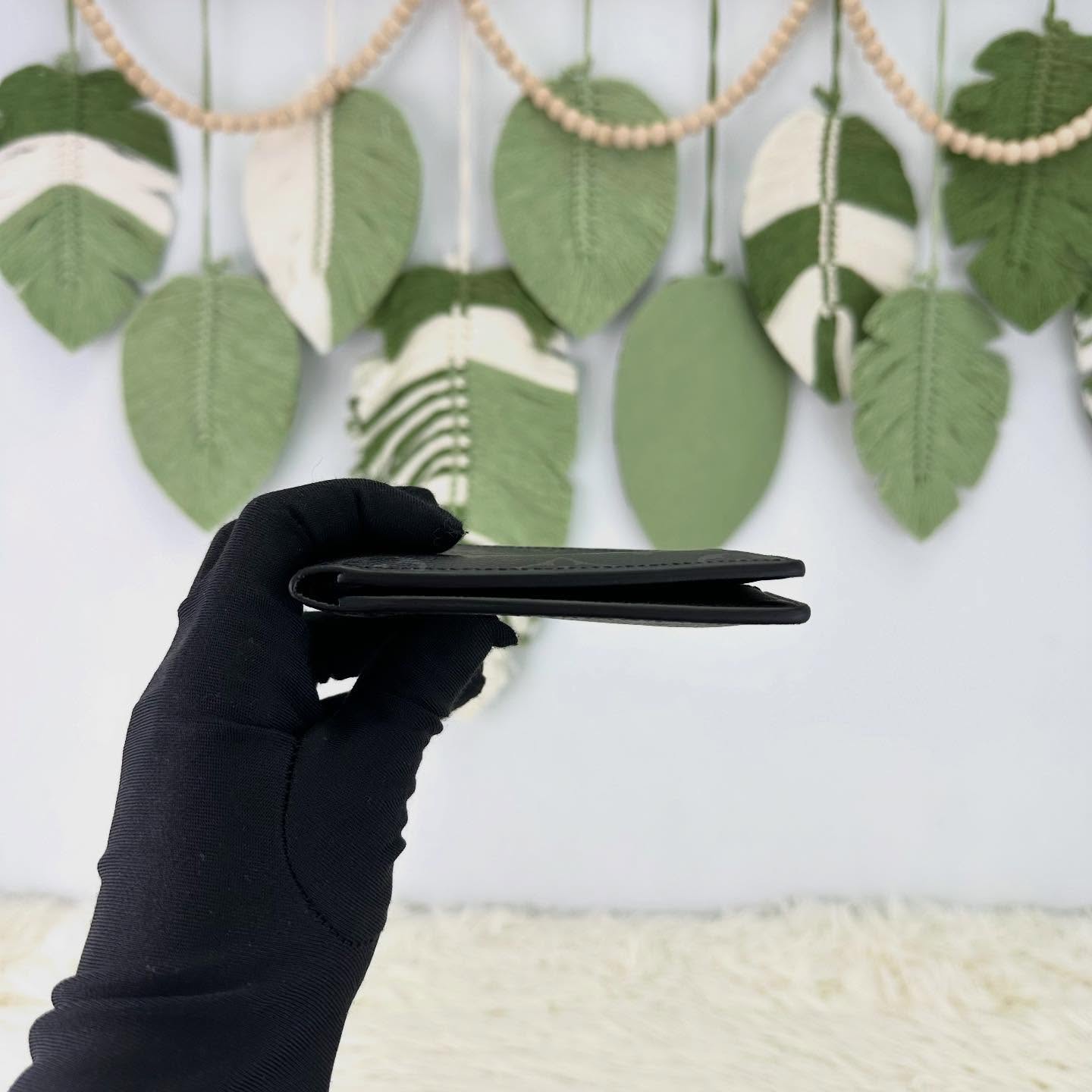 LV 🤍PRE OWNED Slender 黑色老花短銀包 晶片款🖤