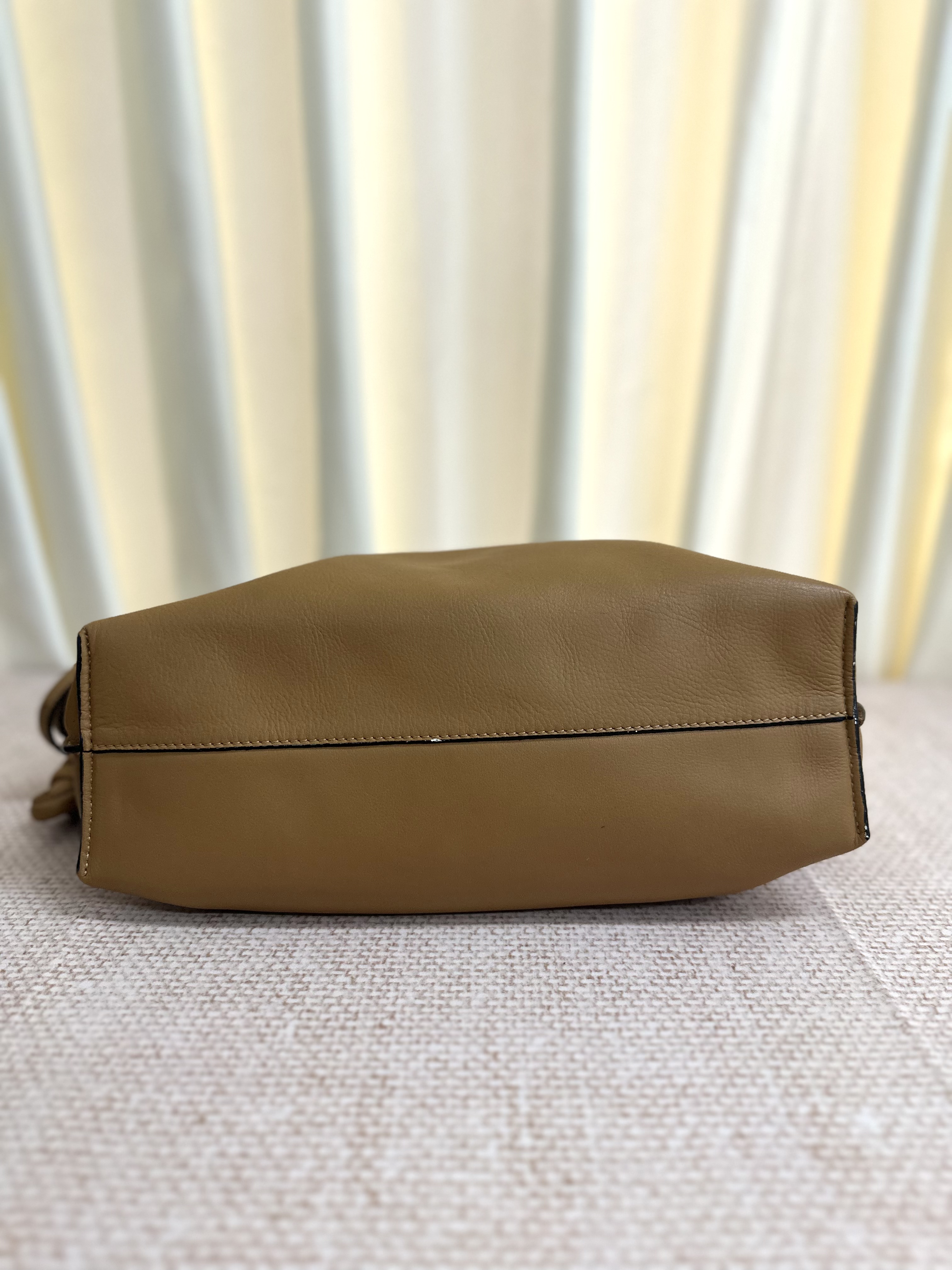 Pre-owned Loewe Flamenco clutch bag/ Product Code: 26033112