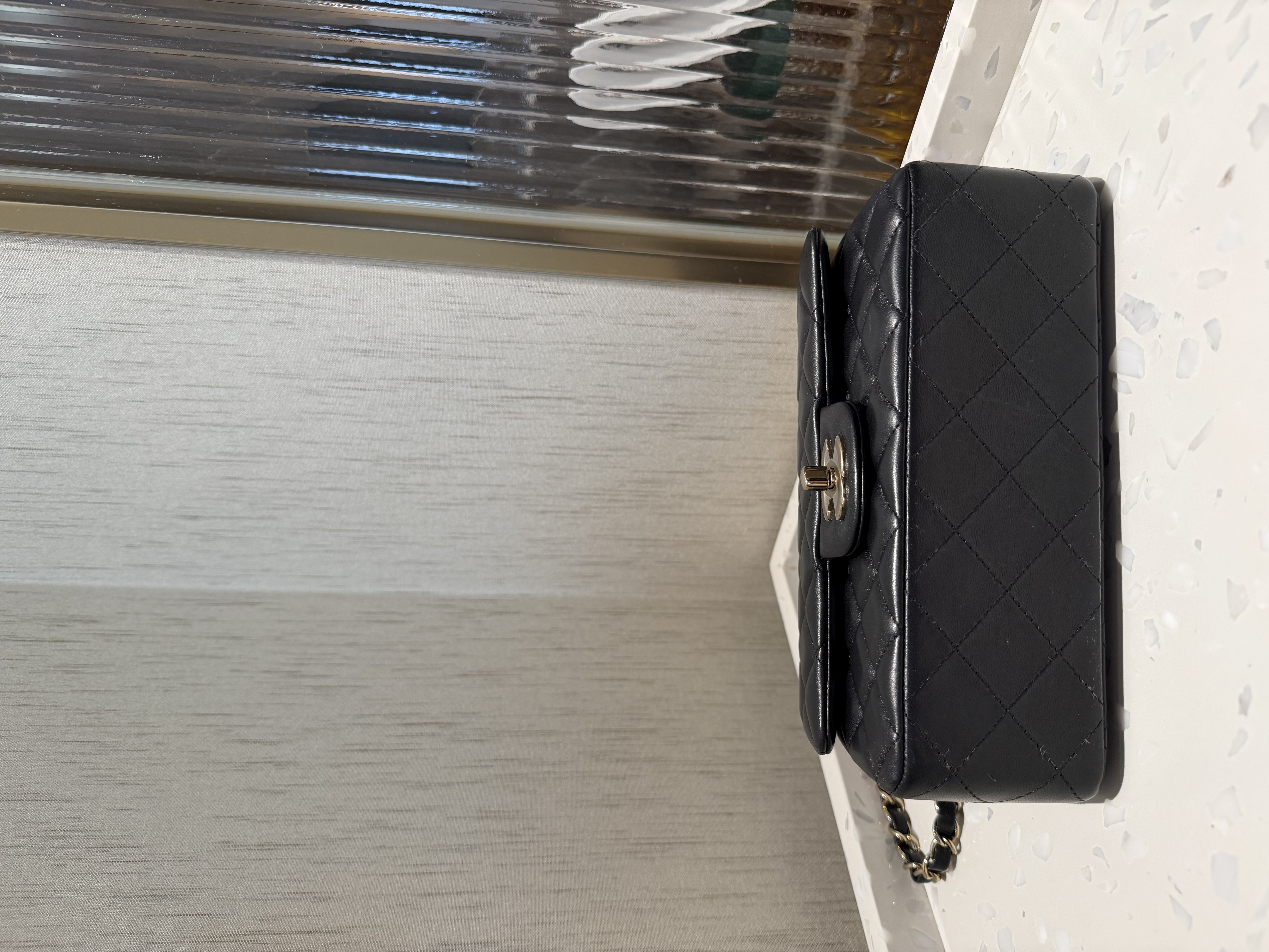 Pre-Owned CHANEL Flap Bag / Product Code: A50172