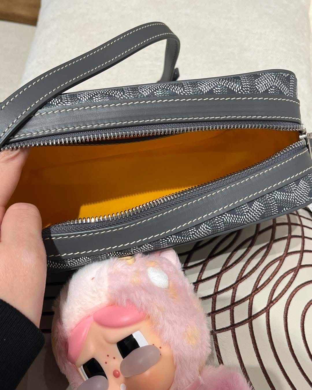 Goyard cap vert camera bag Grey 100%Authentic ,98%new ✅塵袋✅booklet