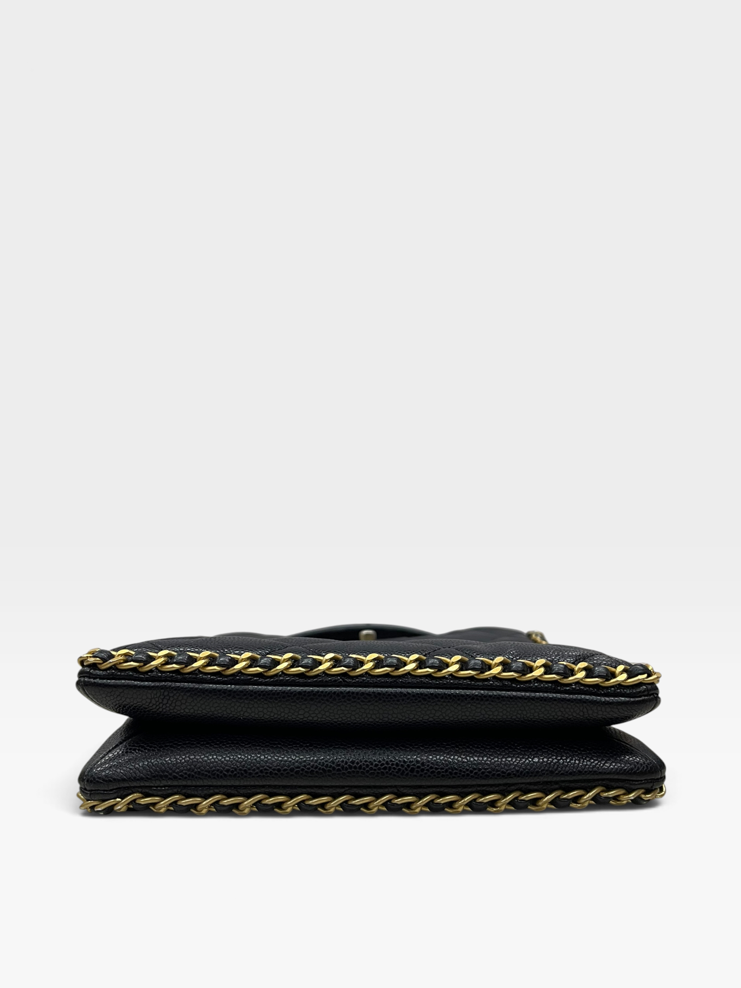 Pre-Owned CHANEL Small Shopping Bag / Product Code: 091010