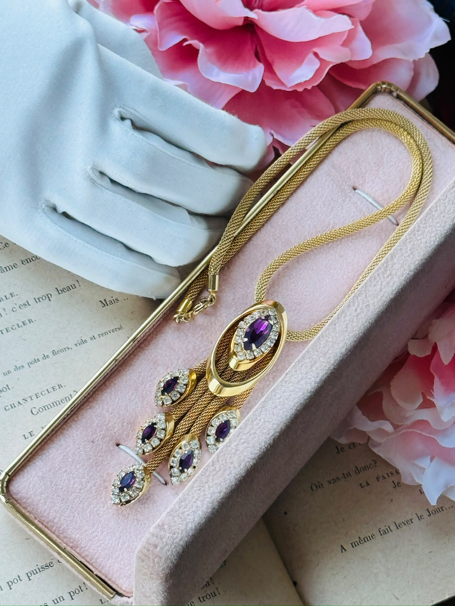 Rare !1960s Possibly "Kramer of New York" Amethyst Glass Tassel Necklace(MT2646)