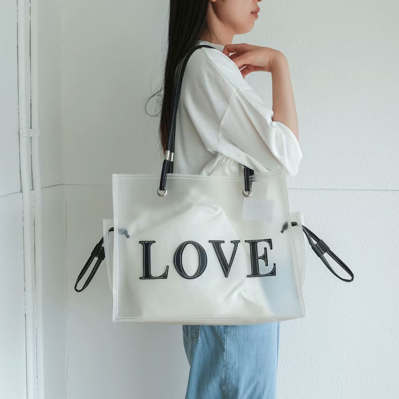 日本直送｜透明 LOVE 手提袋｜夏日潮流必備｜PVC clear tote bag