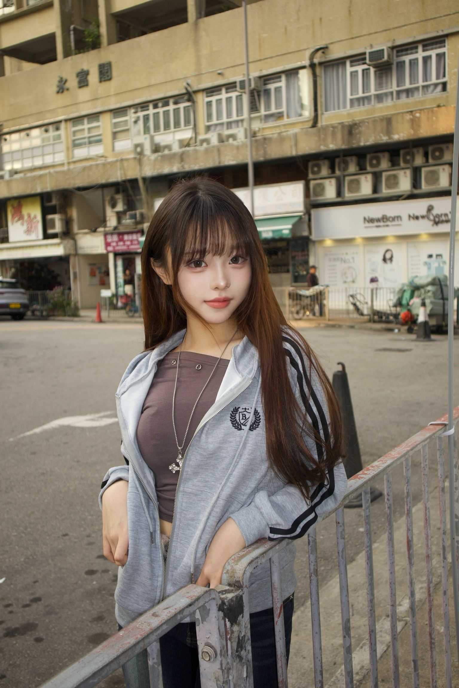 韓國襟章sporty拉鍊jacket