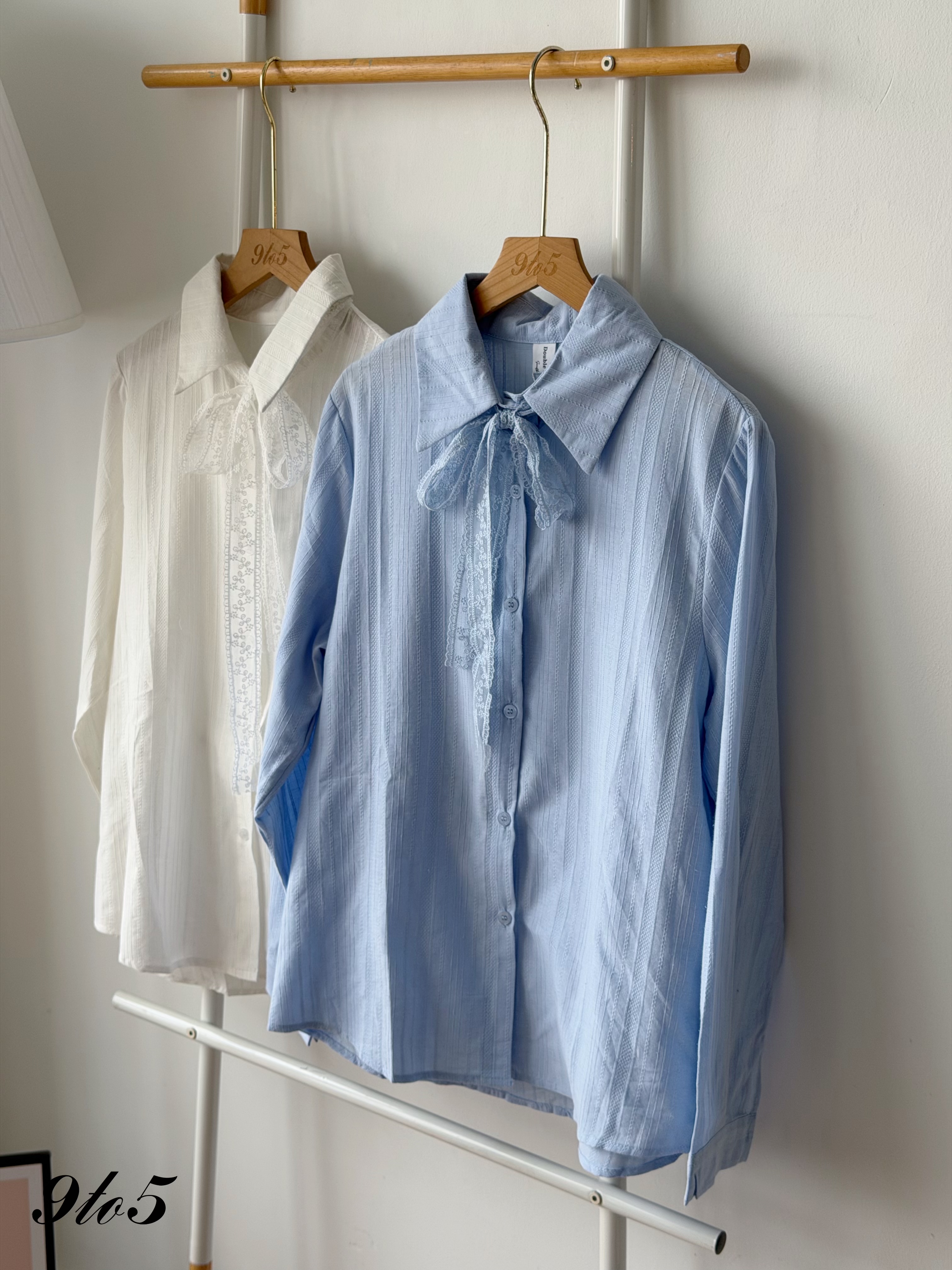 T4496 Lace Tie-Neck Collar Shirt - Blue & White 