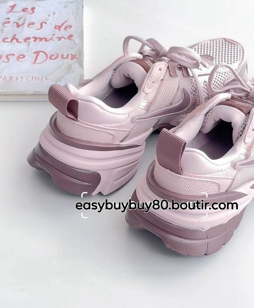 💗👟 限定情人節款 NIKE 粉霧厚底運動鞋 👟💗甜到入心嘅粉霧玫瑰色調 🌸$480對