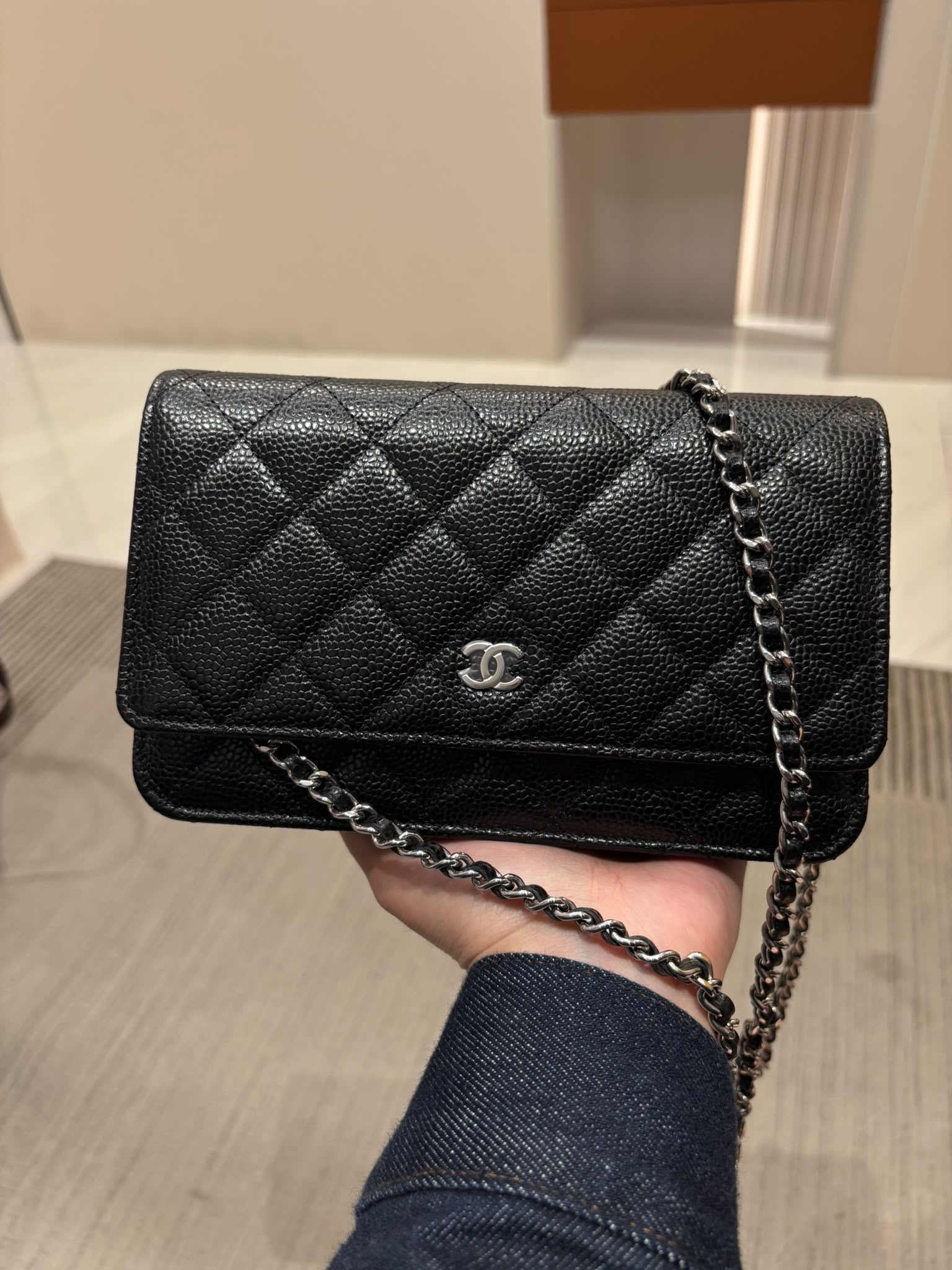 全新 Chanel wallet on chain 黑色荔枝牛皮銀扣WOC 100%Authentic, 全新 Brand New  ✅晶片貼✅dust bag ✅box